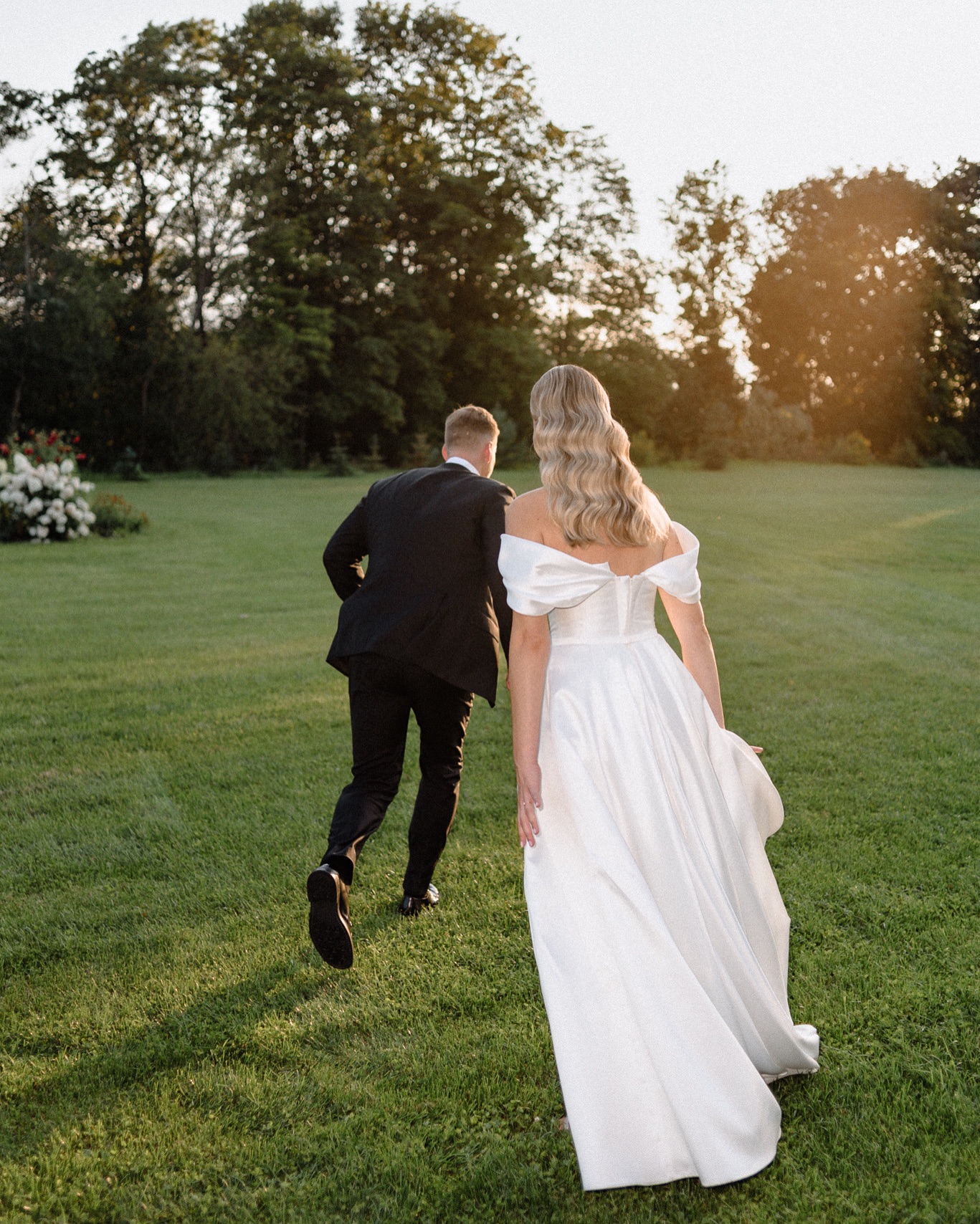 Aurelija 🤍 Tomas
Planavimas: @vestuviuvejai
Šventės vieta: @villapjieve