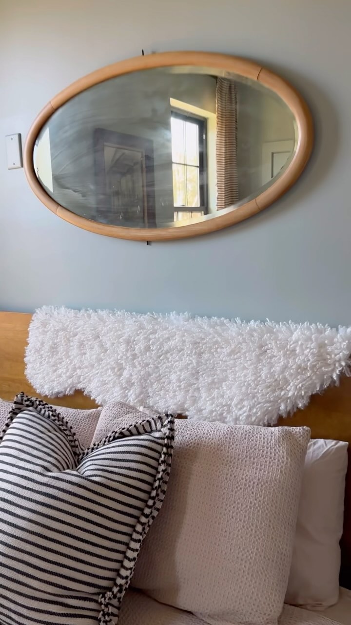 Where do I find the best vintage mirrors? Marketplace and thrift stores. I have a healthy obsession with good, antique mirrors-I collect them for myself and for my clients. Not only do they add interest (aka character) but also bounce light around a room and I can’t see any problem in that.
Type in “vintage mirror” in marketplace and see what comes up near you. I bet you find a gem!
#shanalutherinteriors #interiordesign #vintagemirrors #homedesign