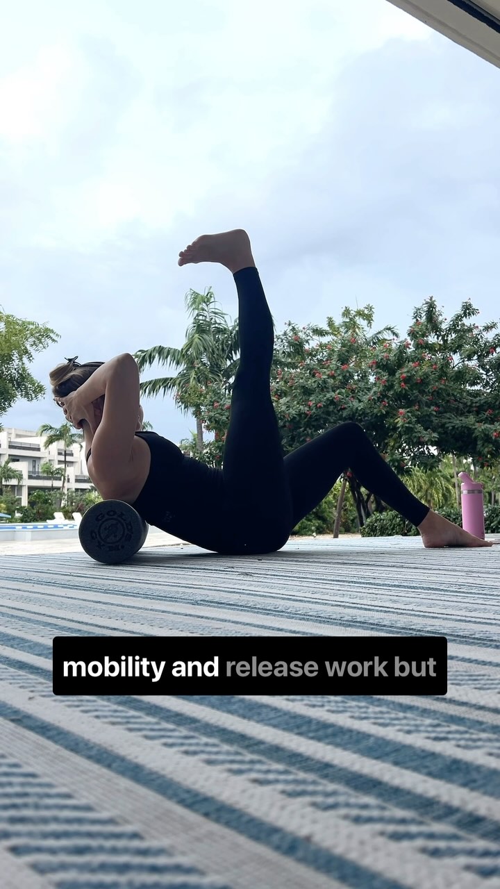 Welcome to Week 18 of the Pregnancy Pilates Programme!
It's a foam roller session, and I just love these classes. Not just for the mobility and stretching, but also because the foam roller does a great job at mimicking some exercises from the studio equipment repertoire. So much to explore!
Let me know if you have any questions about the Pregnancy Pilates Programme, and all those doing at the moment - thank you SO much for being on the journey with me!
#prenatalpilates #pregnancypilates #prenatalworkout #pregnancyworkout