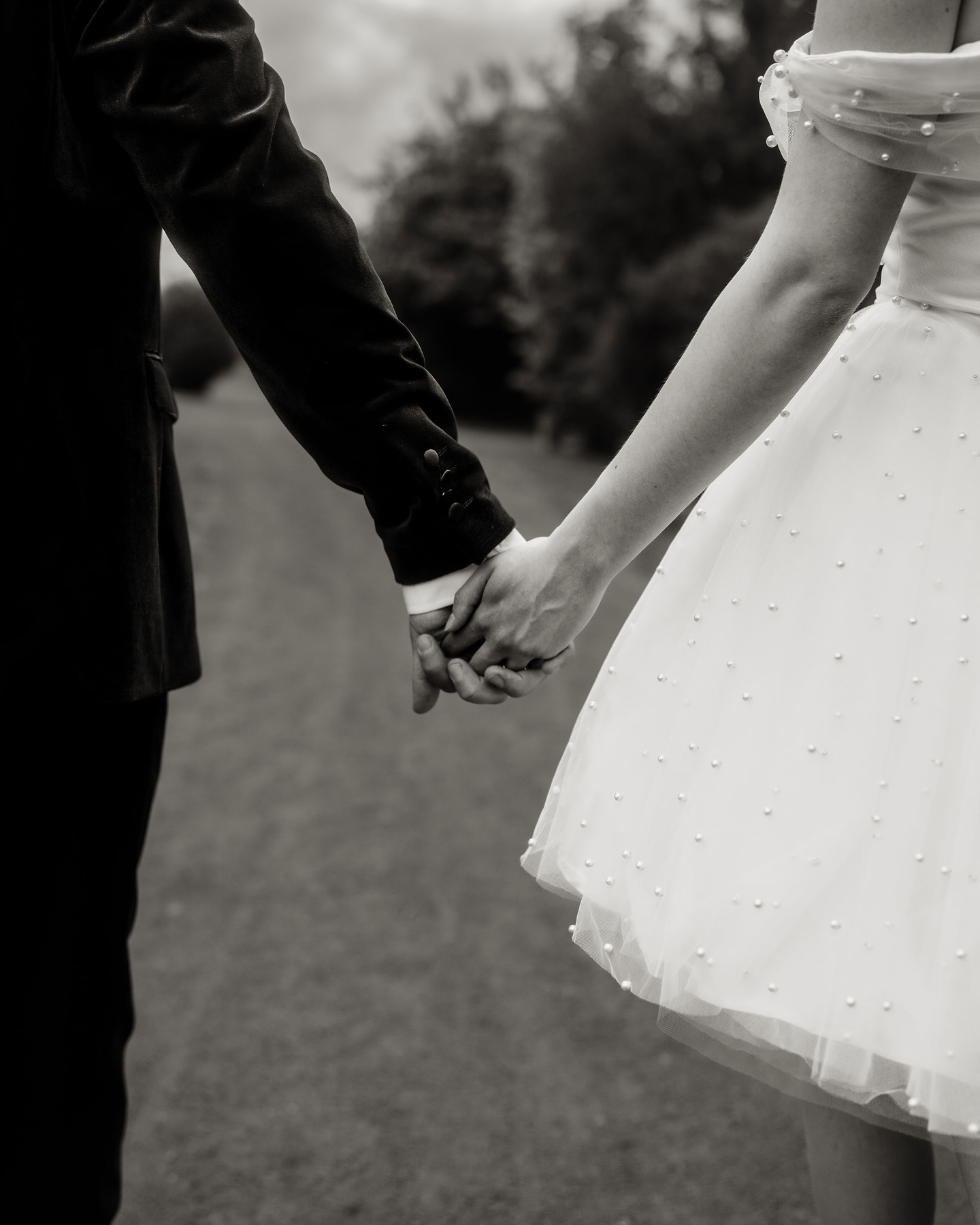 A sneak peak of the Ratho Farm shoot a couple of months back.
Pearl mini, a perfect option for a reception statement dress 🤍
Planning @isle_weddings
Photographer @loveandthunder.au
Venue @rathofarm
Stylist and florist @stylemyday_nina
Brides dresses @brittneypaigecouture
Groom suit @lesleeshobart @tux_hobart
Cake @holycakehobart
Makeup and Hair @scarlettquarmby
Models and Social Content @theroamingroyles
Grazing @tothetable.grazing
Bubbles @frogmorecreek