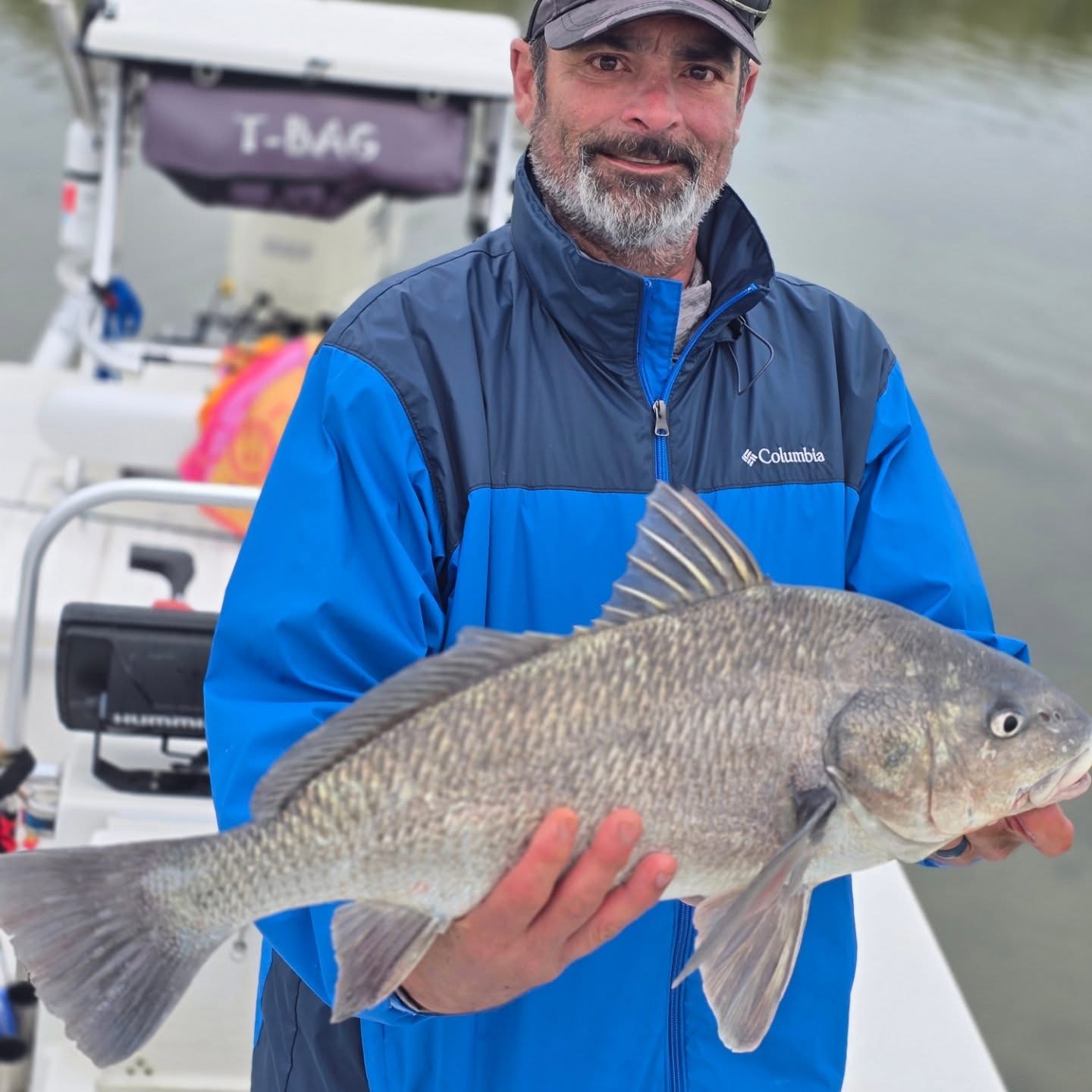 Another great day with Rob. Even tho it was windy and cloudy we had a blast catching some nice black and red drum.. #coderedfishingcharters #buckedupapparellc #newsmyrnabeach #floridafishing #floridalife #floridafishingproducts #mosqutiolagoon #4horsemancorks #sordknives #xtratufboots #kto_customrods www.coderedfishingcharters.com