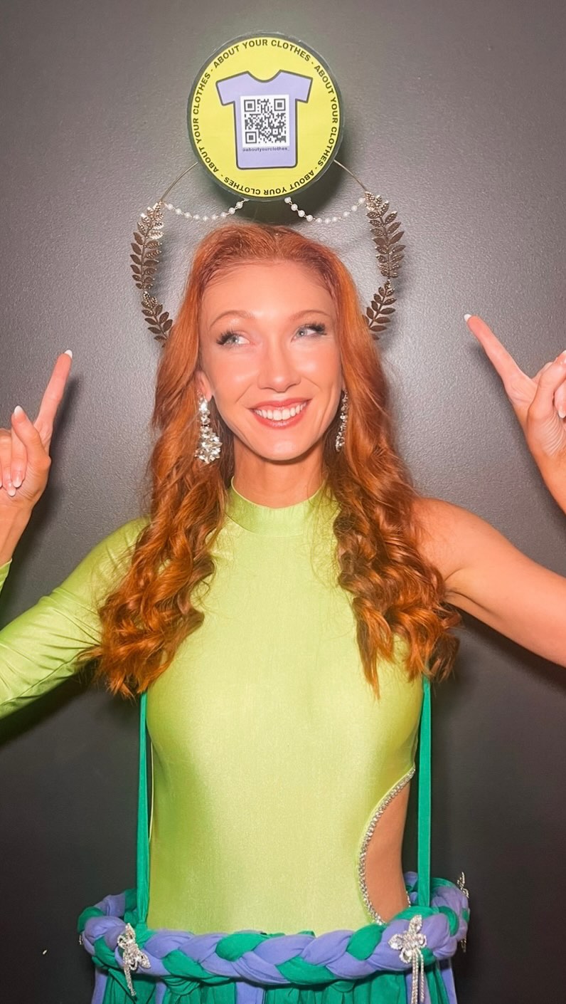 #sustainablefashion tips on @raiseyourvoice.thepodcast 💚💜
This first way to participate in sustainable fashion? Ask questions.
Ask yourself about the difference between “need” and “want” 💫
Question why things are the way they are and if there’s a better way 🤔
How can you improve the world around you with small choices in your everyday?
This and more in the episode. Check out @raiseyourvoice.thepodcast for more tips 💜💚
🩵 @internationalunitedmiss @she.reigns.coaching @iumaustralia
#sustainability #fashion #iumaustralia #Australianpageant #iumwhereyoumattermost #iumgirl #iYOUm #beHEROIC #ifyoubelieveyouwillachieve #ium #internationalunitedmiss #theiumdifference #sistersbysash #powerofsisterhood #powerofthecrown #ium2025 #IUMclassof2025