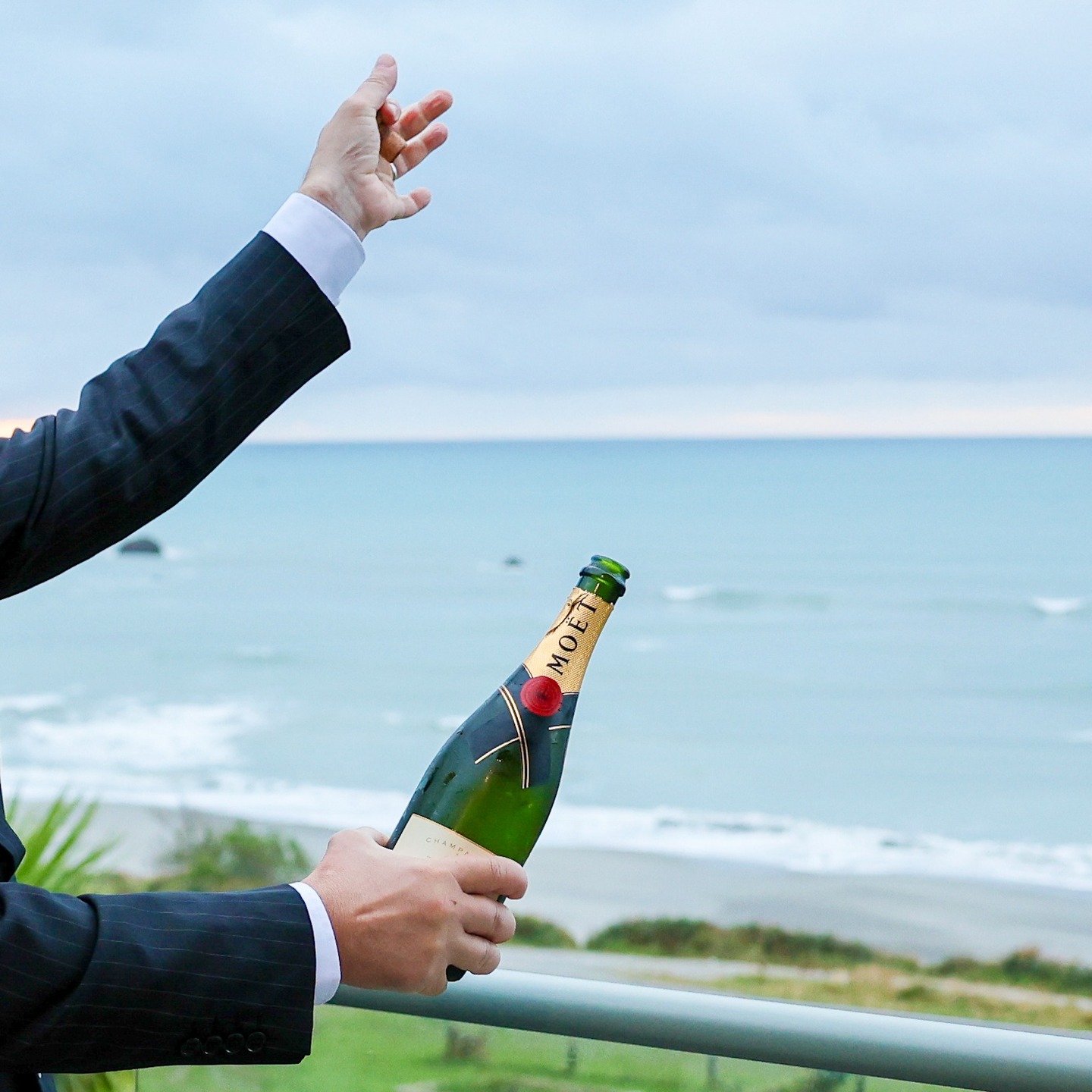 This is YOUR celebration! We provide all you need to make it happen. Intimate elopements in stunning nature on the West Coast of NZ.