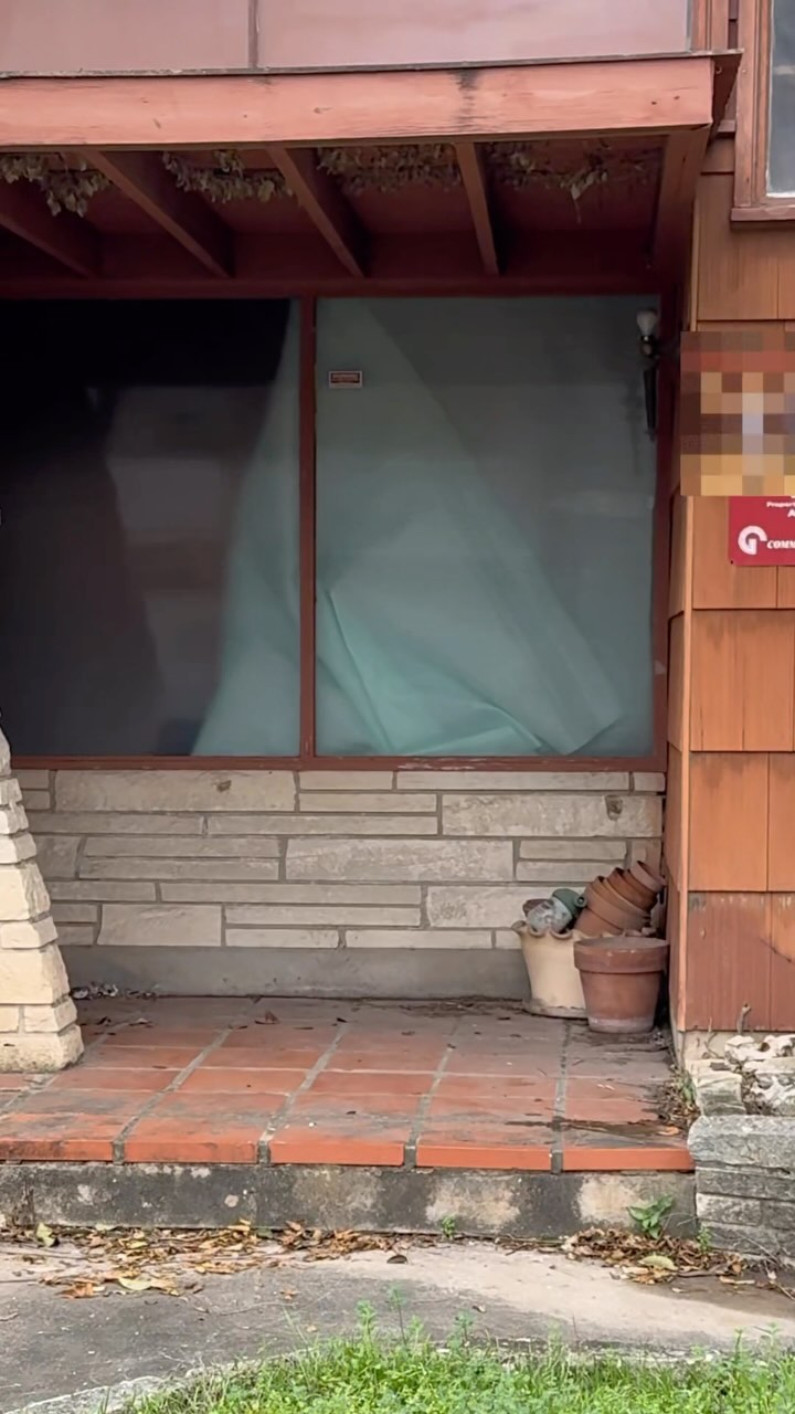 There was an active crime scene. But some how all the evidence is gone. #dashawayhauling