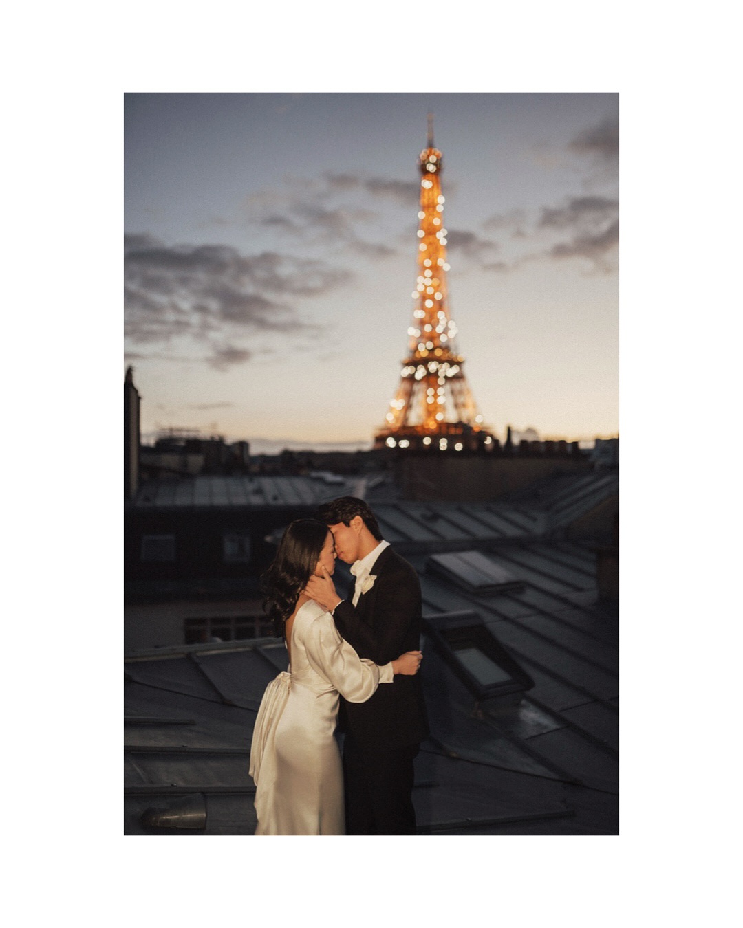 Where the city sparkles, the sky feels closer. There’s nothing quite like capturing love with a view of the iconic skyline.
Makeup: @jhocruzat
.
.
.
.
.
Visit our bio for more tip & inspired stories.
#photographefrance #photographerparis #photographerinparis #parisianphotographer #parisweddingphotographer #parisphotographer #frenchphotography #photoparis #photographedemariage #parisphotoshoot #pariselopement #photoshootinparis #photographemariageparis #eiffeltower #rooftop #parisrooftop