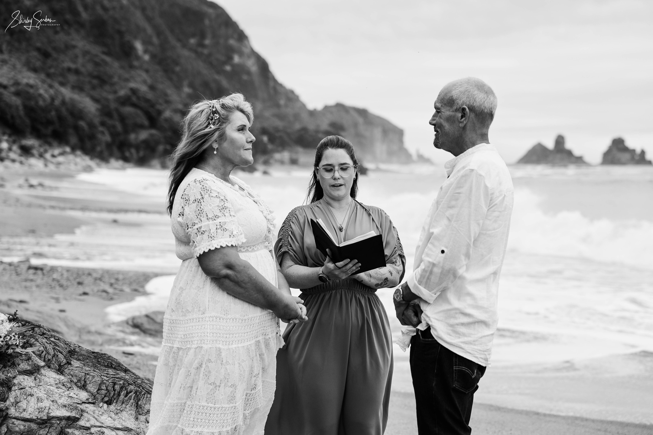 Vows by the roaring ocean - perfect! Our second elopement couple last week had such a beautiful, heart-felt, intimate ceremony. It was a real privilege to be a part of it. Thank you! To see more photos and their story, go to Elope West Coast NZ.