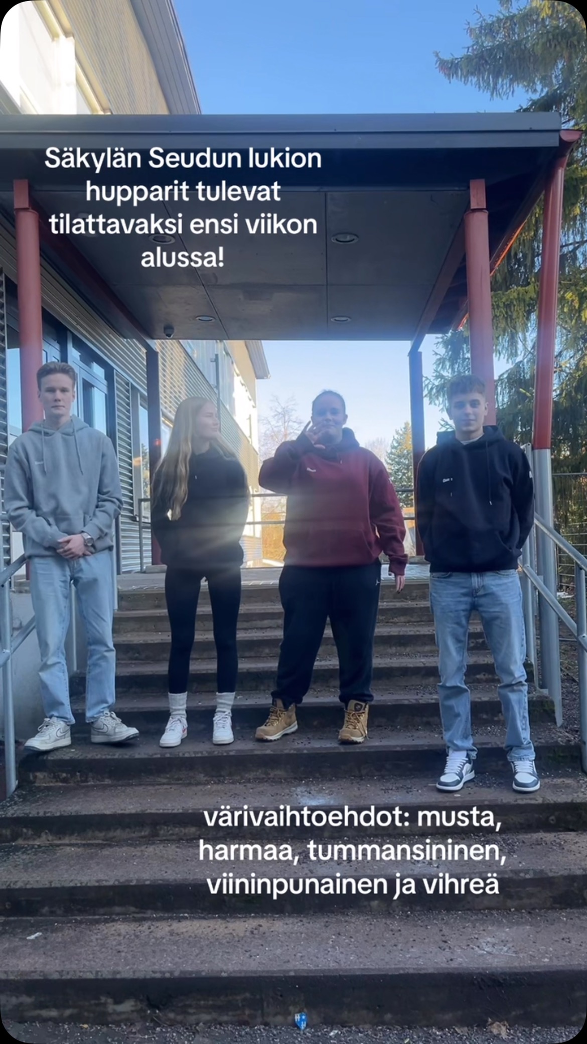 Tilatkaa hienot Säkylän Seudun Lukion hupparit!! 💙#staytuned #isoijuttuitulos #säkylänseudunlukio #ostakaa #rahapalaa