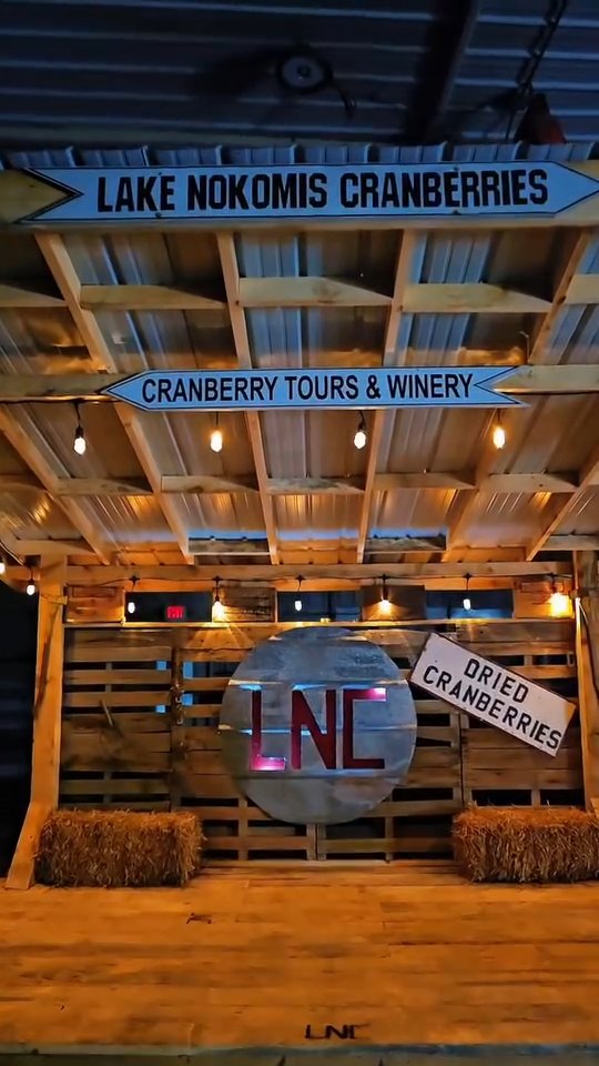 The guys knocked this out of the park! Looks amazing and re-purposed with a few items from around the farm. Keep an eye on FB and Instagram for event info
#eagleriverwi #cranberries #cranberry #lakenokomiscranberries #cranberryfarm #familyfarm #upnorth #freewinetasting #wicranberries #freetours #music