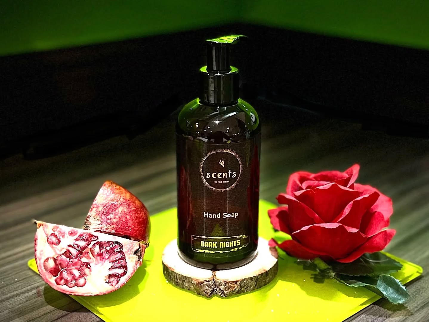 Dark Nights
This fragrance has top notes of juicy plum, black pomegranate and fresh roses perfectly complimented by mid notes of patchouli, cedarwood, voilet leaf and spices. All gently laying on a musky base of amber, vanilla and leather.
Because clean hands should smell amazing.
250ml Amber plastic bottle with rose gold labelling.
Shop at www.scentsforyoursenses.co.uk
#handsoap #naturalproducts