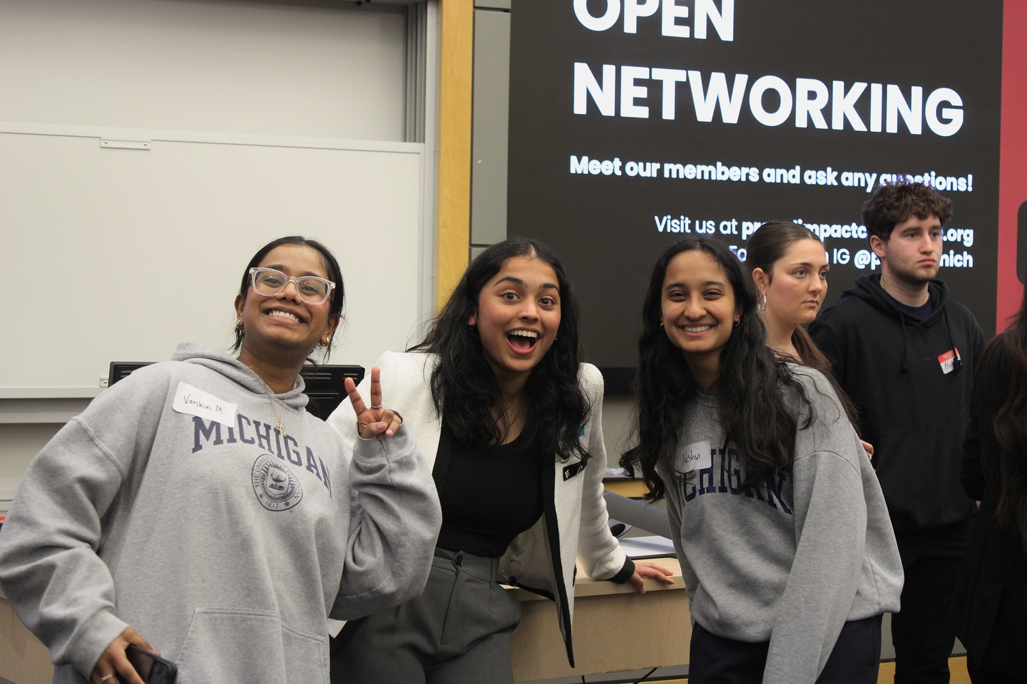 Thank you to everyone who joined us in our Winter 2025 recruitment cycle! We had so much fun getting to know everyone and we can’t wait for all that our W25 New Analyst Class will accomplish (stayed tuned!) 🧡✨