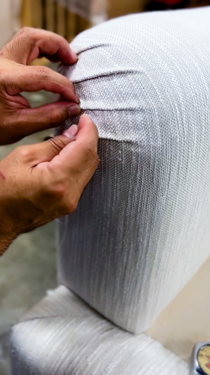 Crafted with care, stitch by stitch. ✨ Our artisan team hand-stitches each piece of our bespoke, organic, furniture, bringing your vision to life with precision and passion. Organic luxury, tailored to you.
•
#ecobalanza #handmadefurniture #sustainablefurniture #ecofriendly #organic #oneofakind #handmade #chemicalfreehome #chemicalfree #climatechange #ecoconscious #sustainable #artisan #handcrafted #nontoxic #design #organicfurniture #custom #customfurniture #ecofriendlyproducts #nontoxicfurniture #artisanfurniture #nontoxicliving #sofa #chair #armchair