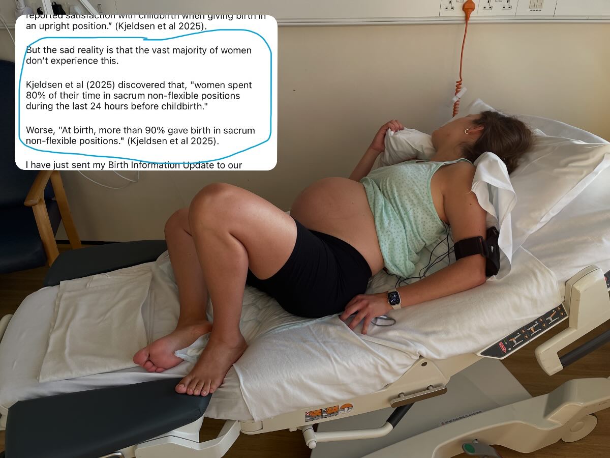 👉🏻Being on your back when in labour
A post from @drsarawickham remind me of this photo, labour of my eldest daughter.
I was here on my back to have a vaginal examination (which I accepted to) to assess labour (not that you necessarily need this!). I remember perfectly HOW PAINFUL it was being in this position when having a contraction 😫 (you can see clearly the photo).
It was still very intense but SO MUCH MORE MANAGEABLE and physiological when I entered the pool and had free movement and FOLLOWING MY INSTINCTS my labour flown by! It would be SO PAINFUL resting on my back!
Unfortunate, the research shows that still a HUGE number of women experience mainly back positions in labour which is SO CONTRA-PRODUCTIVE and NON-PHYSIOLOGICAL for progress of labour and women satisfaction!
Check out the benefits of being upright🧍♀️be informed and follow your inner power! 💪🏻
🇵🇹 Estar de costas durante o trabalho de parto
Uma publicação da @drsarawickham fez-me lembrar esta foto do trabalho de parto da minha filha mais velha.
Eu estava aqui de costas para fazer um exame vaginal (que aceitei fazer) para avaliar o trabalho de parto (não que seja preciso necessariamente!). Lembro-me perfeitamente do QUÃO DOLOROSO era estar nesta posição durante a contração 😫 (podem ver claramente na foto).
Ainda foi muito intenso, mas MUITO MAIS EM CONTROLO e FISIOLÓGICO quando entrei na piscina e tive liberdade de movimentos e SEGUI OS MEUS INSTINTOS, o meu trabalho de parto passou a voar! Seria TÃO DOLOROSO ficar de costas!
Infelizmente, a evidência mostra que ainda um GRANDE número de mulheres experiencia principalmente posições de costas durante o trabalho de parto, o que é MUITO CONTRA-PRODUTIVO e NÃO FISIOLÓGICO para o progresso do trabalho de parto e para a satisfação das mulheres!
Vê os benefícios de estar de pé🧍♀️informa-te e segue o teu poder interior! 💪🏻
Repost comment @drsarawickham