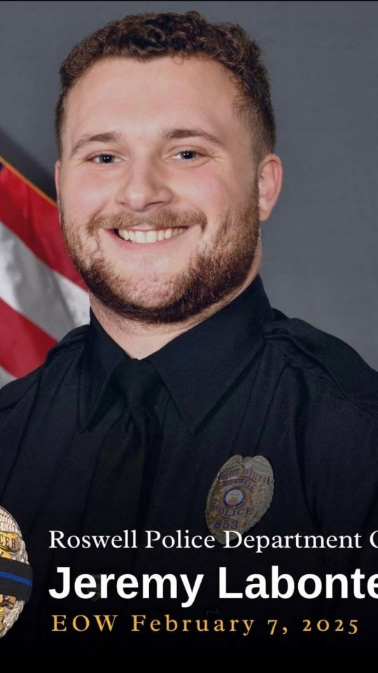 HONORING THE LIFE OF RPD OFFICER JEREMY LABONTE:
May you rest in God’s eternal peace. Our hearts and prayers go out to the family and friends of Roswell Police Officer Jeremy Labonte, who made the ultimate sacrifice in the line of duty.
video by @drone_golf
#RoswellPD #NeverForget #EOW #Warrior #TellMyFamilyILoveThem #Patriot #VeteranOfficer #FirstResponder #Family #K9 #ThinBlueLine