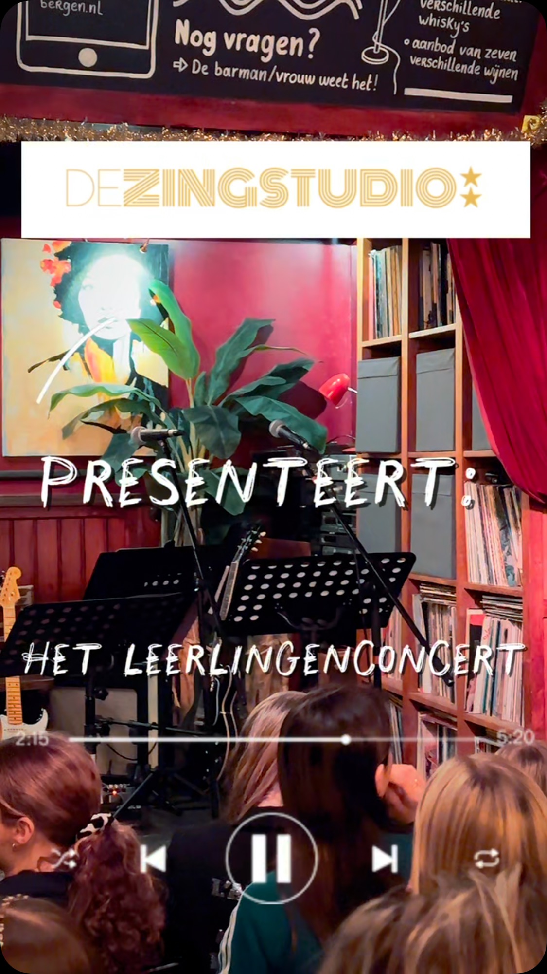 Wat een leuke verassing!! Krijg ik deze zomaar in mijn mailbox. ๐ฅน Dank je wel! @wiesemmalouise ๐๐ปCompilatie van de jongste zangeressen 8-13 jaar ๐คโจ๐ฅ #Leerlingenconcert #leukstepodiumvanBergen #detaverne #bergennh #zanglesbergen #dezingstudio