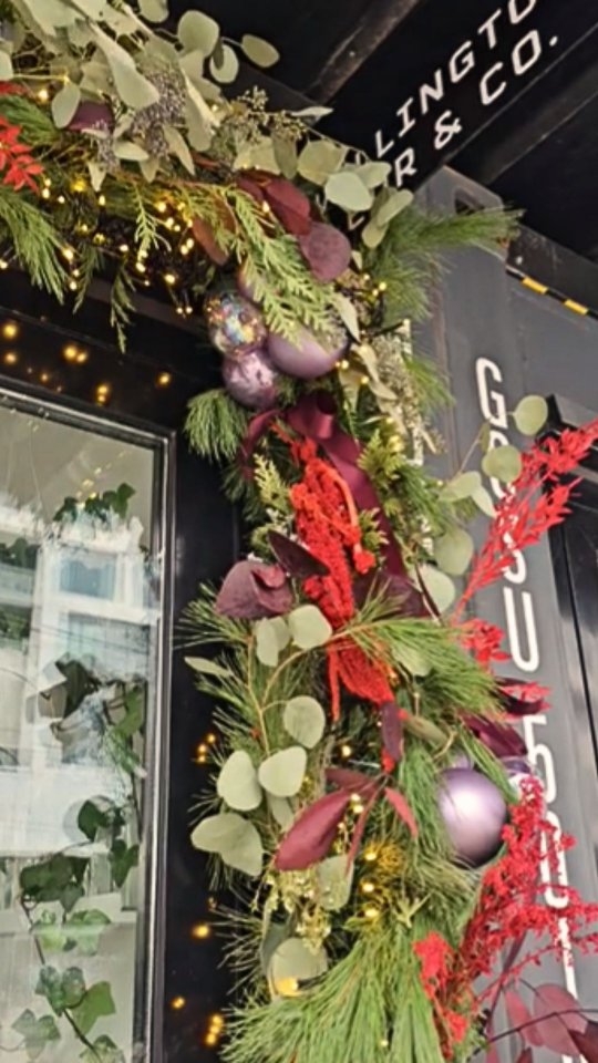 Spot the furry assistant? Meet Rufus, the official @wellingtonfleur greeter!
Yes, our Styling services extend to outdoors too! From festive garlands to perfect holiday displays, we transform spaces inside and out. Your vision, our expertise, no project too big or small!
.
.
.
#holidaydecor #smallbusiness #localbusiness