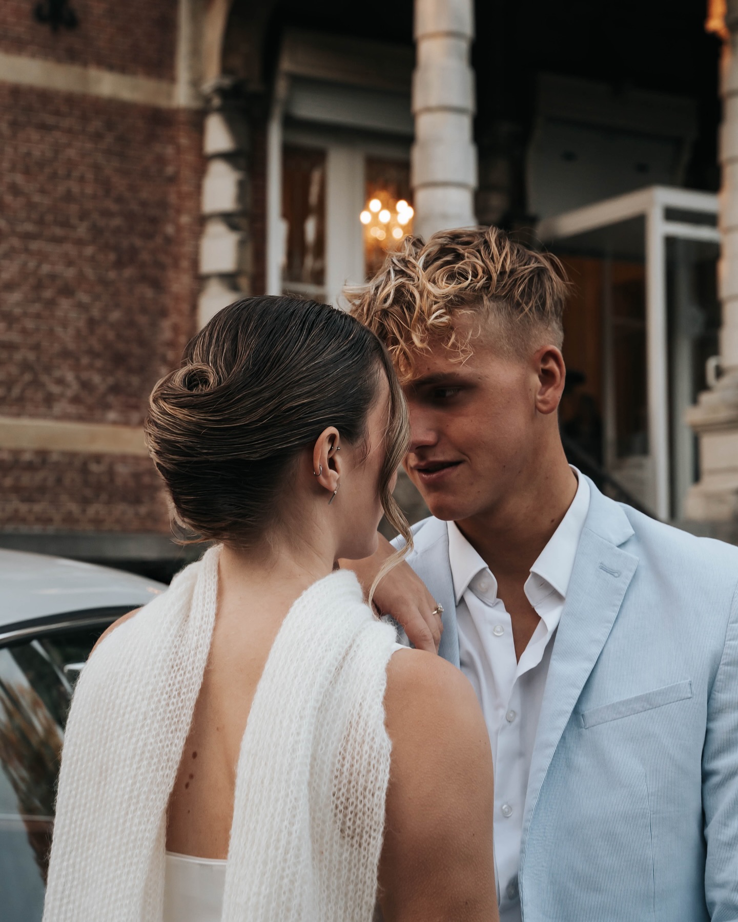 Altijd warm met onze bridalknits and wedding scarf 🤍💍
Fallwedding bruidsmode wintertrouw winterwedding bridalknitwear