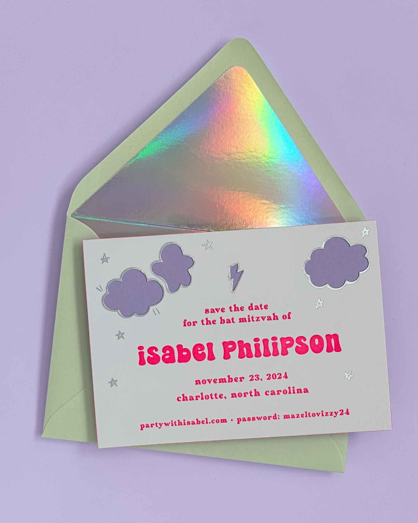 got to unleash my inner teenage girl power on this project thanks to @katrinahutchinsevents!!
we’ve got neon letterpress and edge paint, holographic foil, layered die cuts, a holographic liner… ⚡️☁️⭐️
mazel tov, Izzy!!!