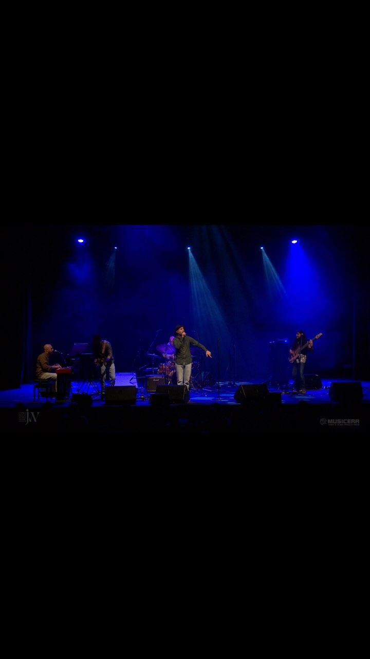 Live at Rialto, Limassol, @cyjazzandworldmusicshowcase ! You can watch the whole song on our YouTube account @mr.wilson.band.cyprus. #band #livemusic #funk #reggae #limassol #cyprus