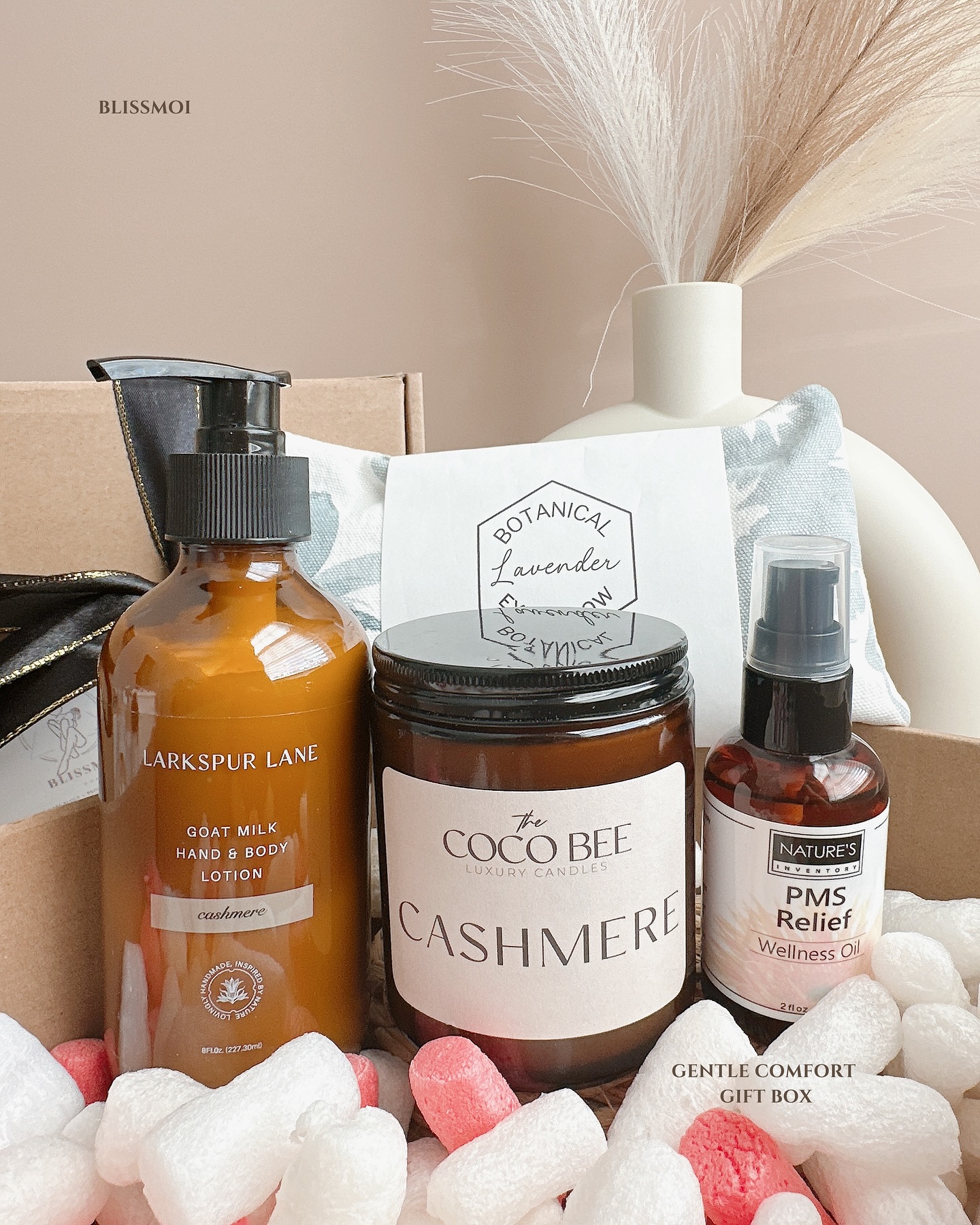 Spoil yourself today. You deserve it! 💕
We know menstrual pain and all the discomfort can throw off your routine.
Take a break🌸, relax🪴, and let the Gentle Comfort Box 🎁spoil you with the relief you need. ✨
#SelfCareFirst #GentleComfort #PeriodWellness #Blissmoi #giftbox #giftforher #giftformom #giftforgirlfriend #valentinesgift #giftideas #spabox