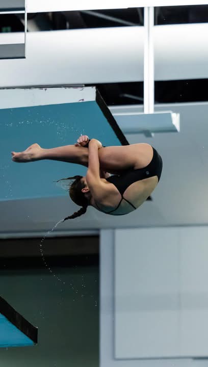 Day 1 of Our Polar Bear Classic. Incredible job from all the athletes! Thank you for coming out @reginadiving @thunderbaydivingclub
We have an amazing photographer covering the event. @intuitionstudios15, All the Day 1 pictures should be up this evening.
Looking forward to Day 2. Come out and support these young athletes.
See you at the pool tomorrow. 💦