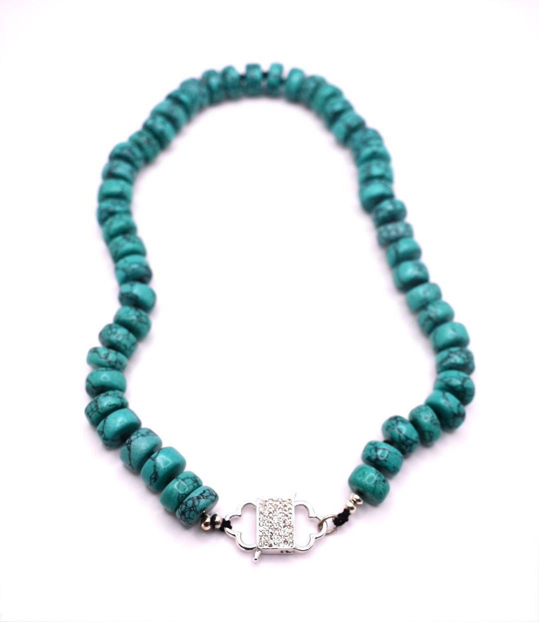 Our new Hand-Knotted Turquoise Collar is available now, at www.great-dame.com.
.
.
.
.
.
#jewelry #necklace #silver #valentines #gift #turquoise