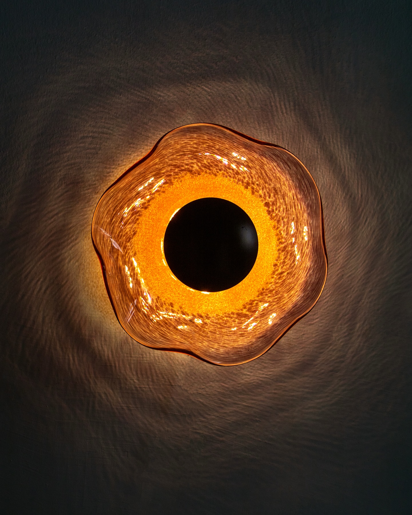 Introducing the Nova Wall Lamp💥 – where celestial elegance meets radiant design. With its luminous glow and intricate light play on the wall, Nova transforms any space into a cosmic masterpiece. Let a new star shine in your home! ✨
>> maiizen.com