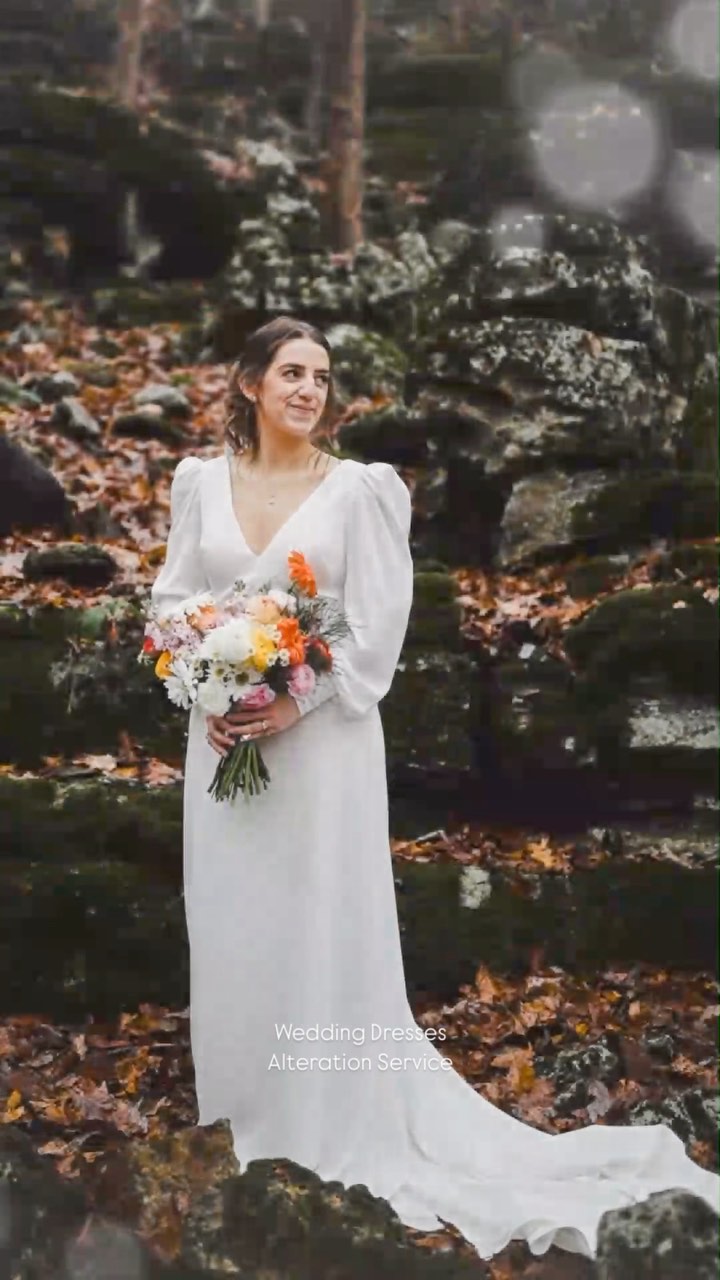 Creating the perfect silhouette for your Wedding Dress!
â¤ď¸
For more information about our Wedding Dress Design Service.
Visit our website:
www.sofiapainchault.com
Our Bridal and Boutique
3960 Old Jefferson Rd, Athens, GA 30607
â¤ď¸
#dress #dresses #weddingdress #wedding #sofiapainchault #bride #bridal