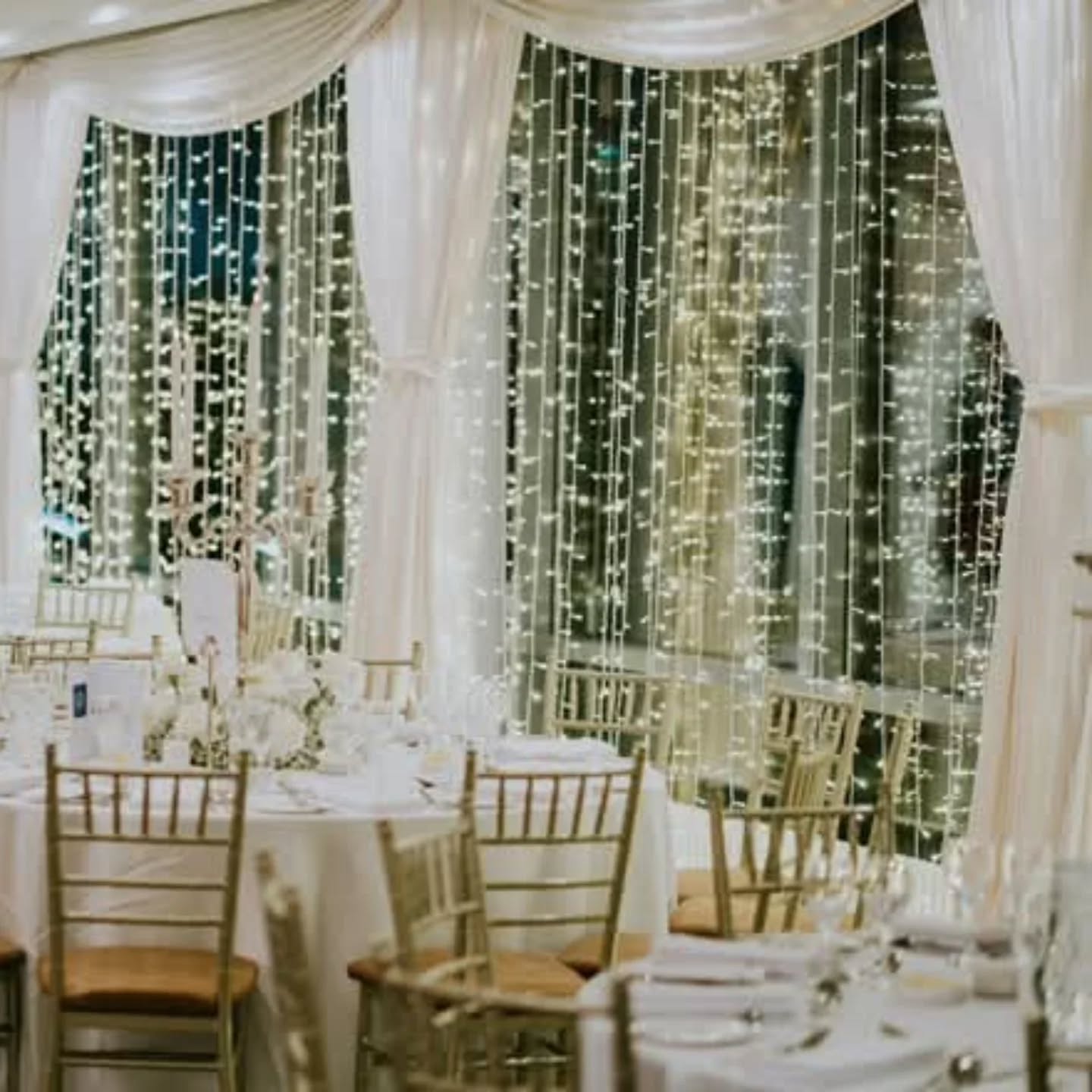 Winter Wedding...
The timeless & elegant wedding of David & Claire. This super stylish couple tied the knot at The Ballymascanlon Hotel in November. We were delighted to play a little part in their big day.
Fabulous photos by @mmccphoto