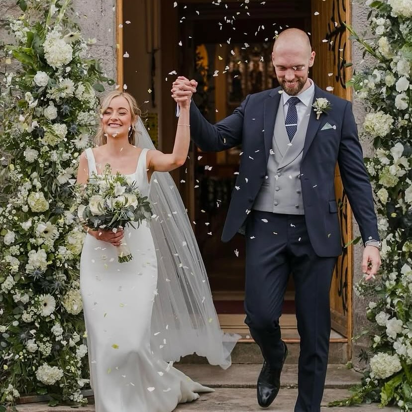 T H E Y ‘ R E M A R R I E D !
•
Huge congrats to the married couple!
•
This look never goes out of style. This can be created both to hire and to buy. With prices starting from £120 to hire and £295 to buy for a 3pce
•
#2025weddingtrends #2025weddings #suithire #weddingsuits #groom #groomssuit #bride #style #tailoring #kentwedding #essexwedding #londonwedding #surreywedding #menwithclass #suitsupply #wellsuited #formalwear #hirewear #suithirekent #suithirelondon #tails #weddingsuit #suithirecanterbury