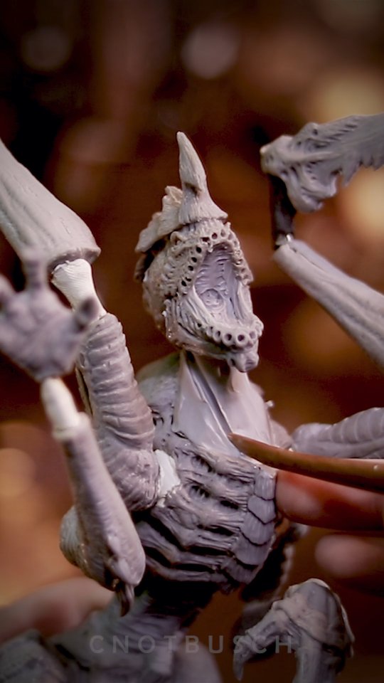 Another update on the Tyranids! I’ve finished sculpting the in-between parts and the tails of all three creatures. This morning, I started painting—make sure to join us! This piece is very close to completion, and I can’t wait to share the final result.
Check out #SpaceMarine2! A big shout-out to @focus_entmt for making this project possible!
I’m live now on TWITCH.TV/CNOTBUSCH, working on this project. Come hang out!
Main Materials:
Cosclay, Medium Firm
Cosclay C2 Clearbond
@cosclayusa
#warhammer #warhammer40k #sculpture #clayart #handmade #traditionalart #clay #polymerclay #gamecharacter