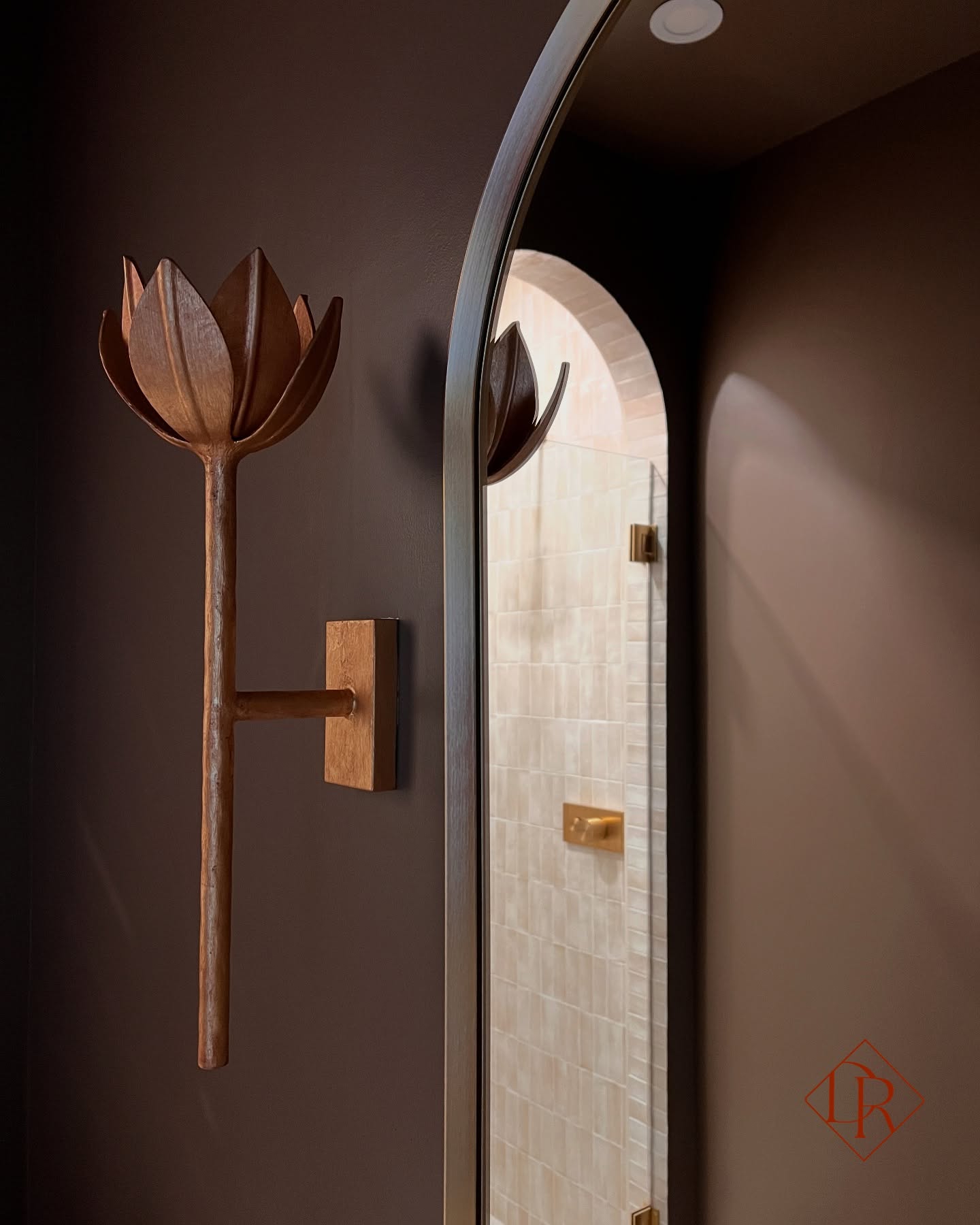 This Valentine’s Day 🌹🤎 let your surroundings tell a story of love. One that begins with beauty in your Home!
A sneak peek into something special just in the right time for Valentine Day… the Moody brown drenched bathroom with the delicate flower sconce and it’s soft glow setting the scene for love and creates an intimate moment 🤎
Stay tuned for full reveal, the romance is just beginning 🌸 Happy Valentine Day everyone 🤎
#dianarizkodesign
#valantinesday #luxurybathroom #romanticspaces #flowersconce #interiordesigner #thestoryoflove