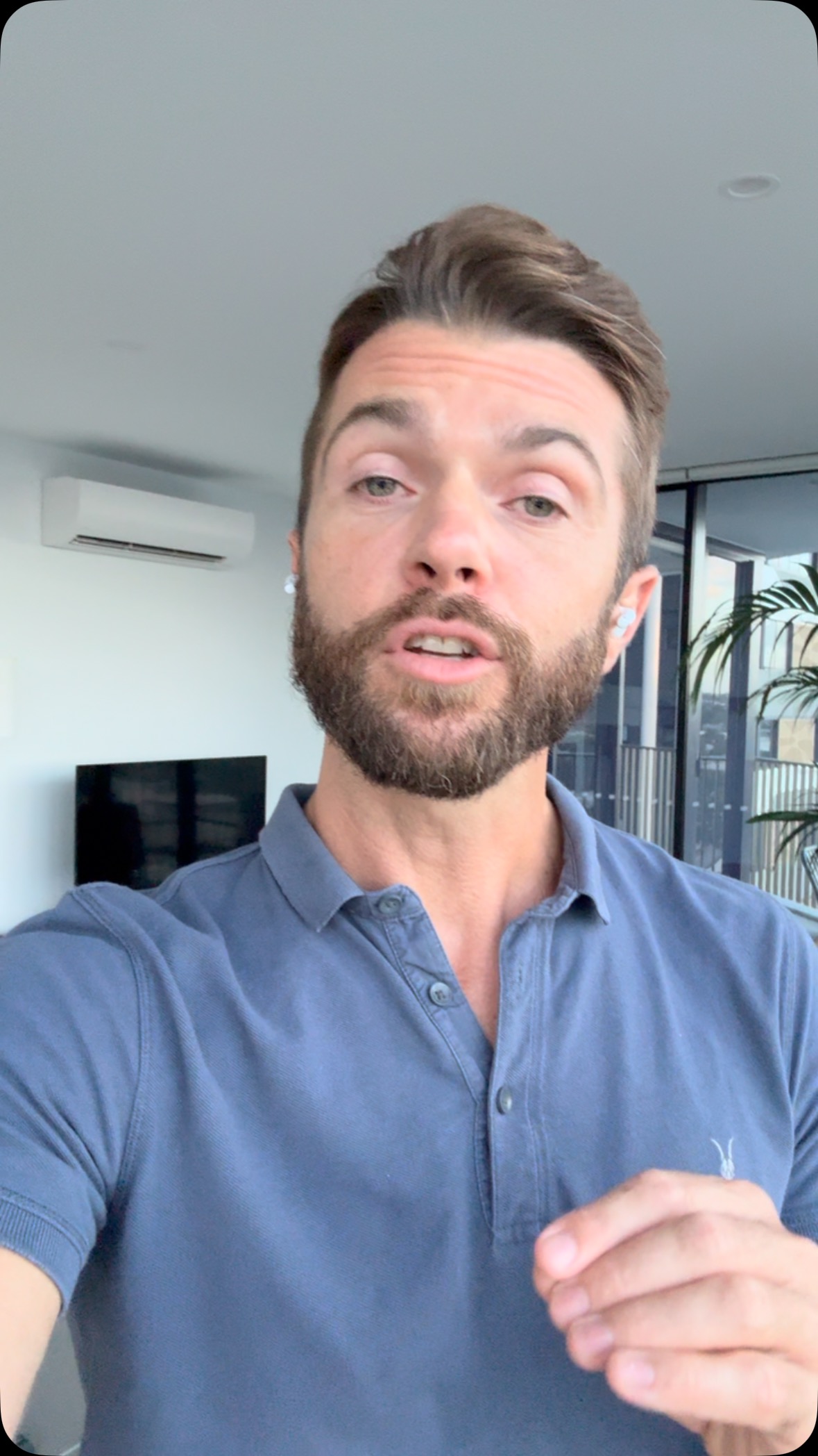 Emotional composure isn’t just about responding well in the moment—it’s about creating space to check in with yourself at the start or end of your day.
When life throws constant challenges, it’s easy to jump straight into problem-solving. But if we don’t pause to feel where we’re at, we miss the bigger picture.
This daily ritual helps you reconnect, gather your energy, and move through the day with clarity and intention.
#EmotionalIntelligence #Resilience #dailyhabits