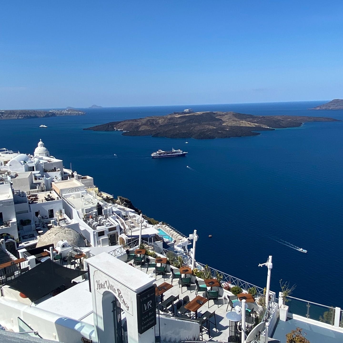 Fira, Santorini island
#greekholidays
#greekisland
#mygreece
#cyclades
#cyclades_islands
#greece
#greek
#my_greece