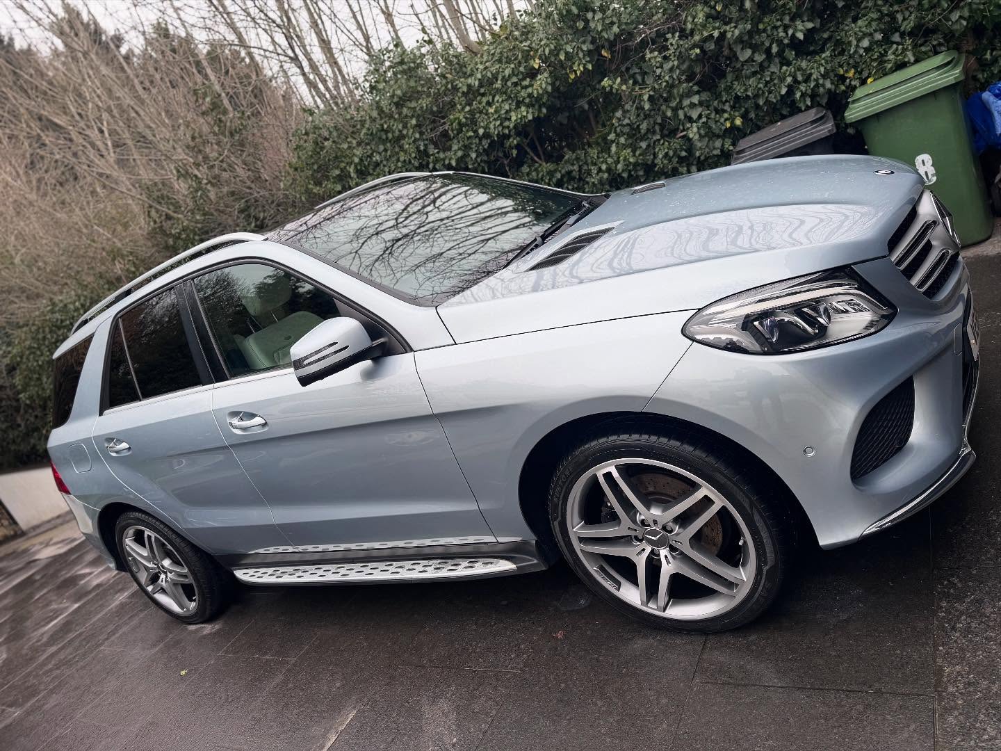 AMG GLE up for sale. Carried out a deep clean. Interior was steam cleaned and carried out a decontamination process and applied a 3 month sealant.