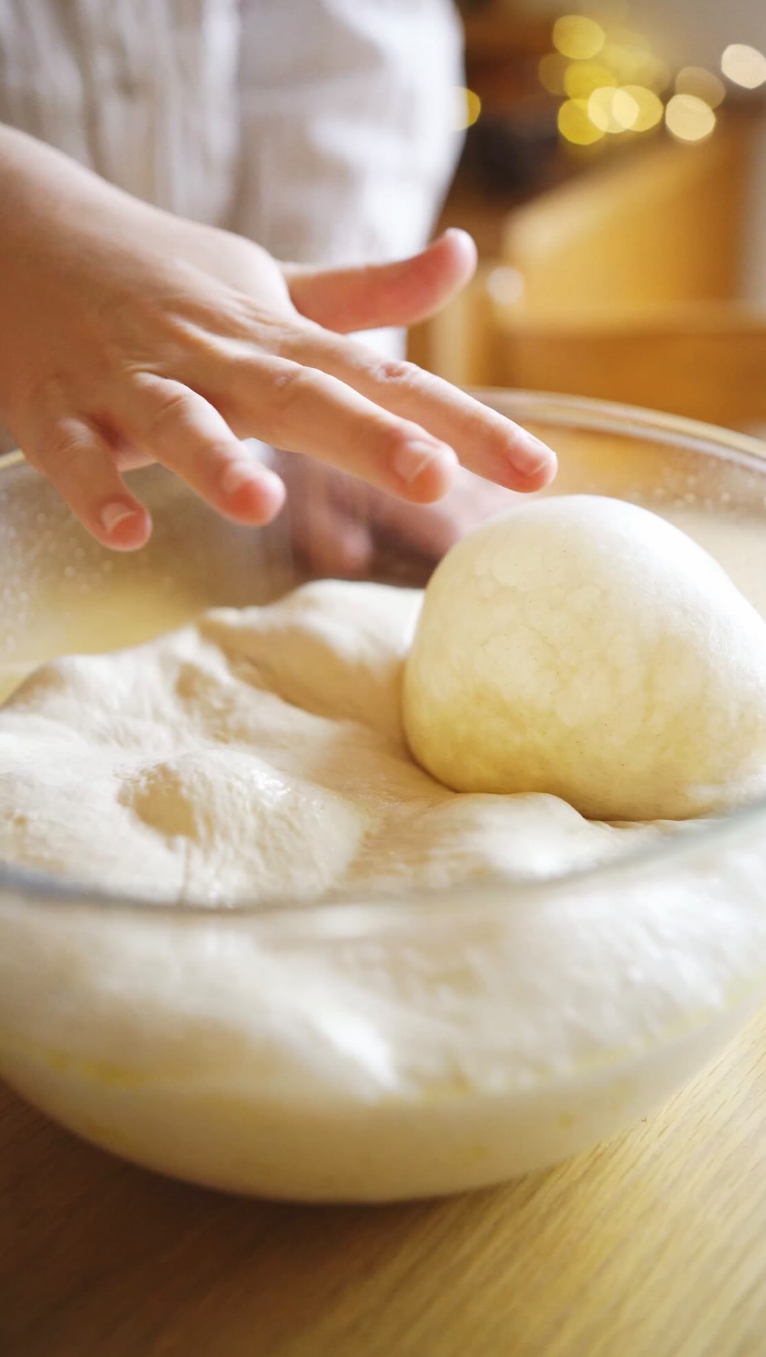 Otherworldly French Onion Potato Focaccia 👽✨🧅 #baking #focaccia #recipe