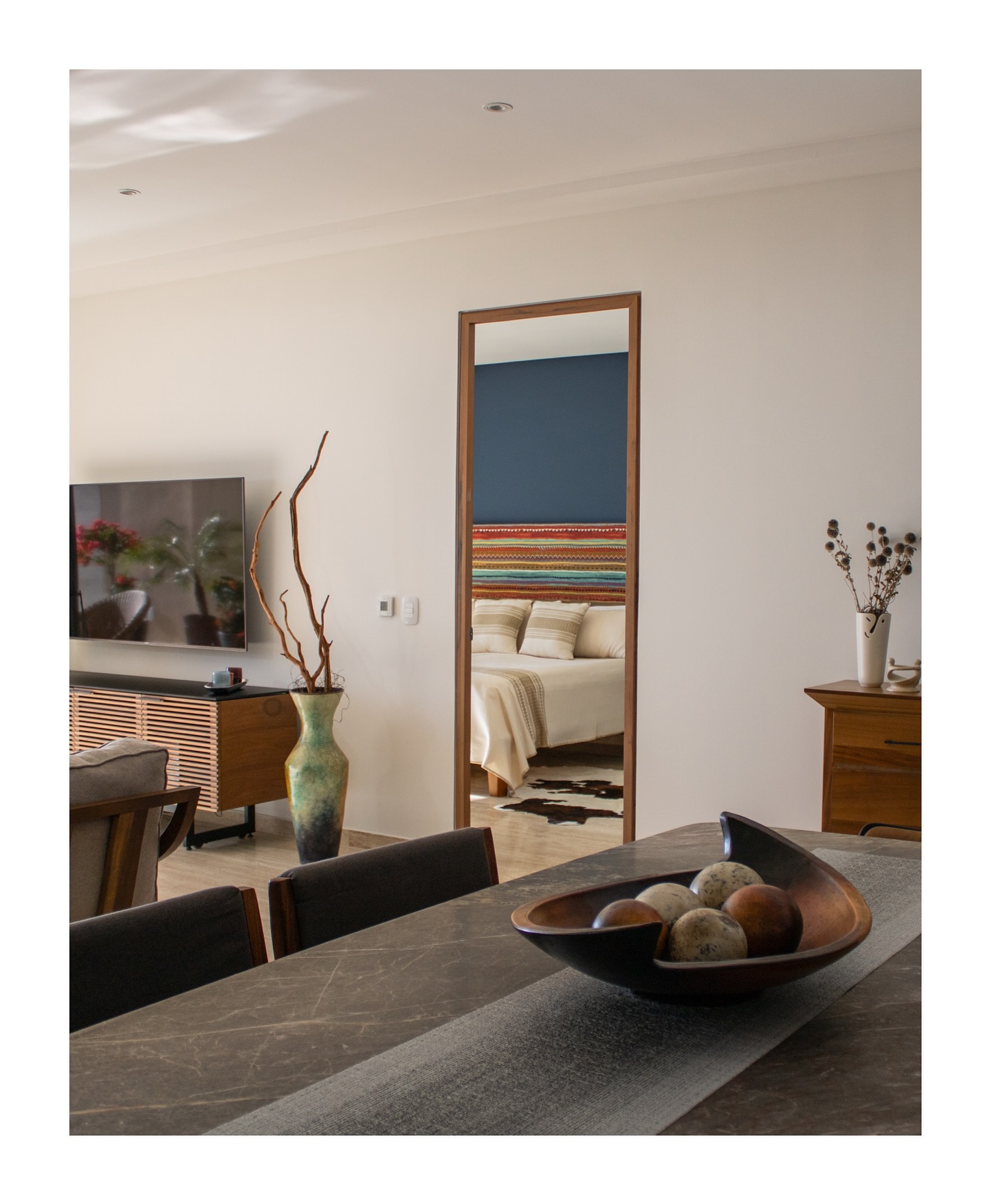 Airbnb - Real State
.
.
.
#contenido #socialmedia #redessociales #marketing #viral #marketingdigital #instagram #contenidodigital #noticias #opinion #periodico #fotografia