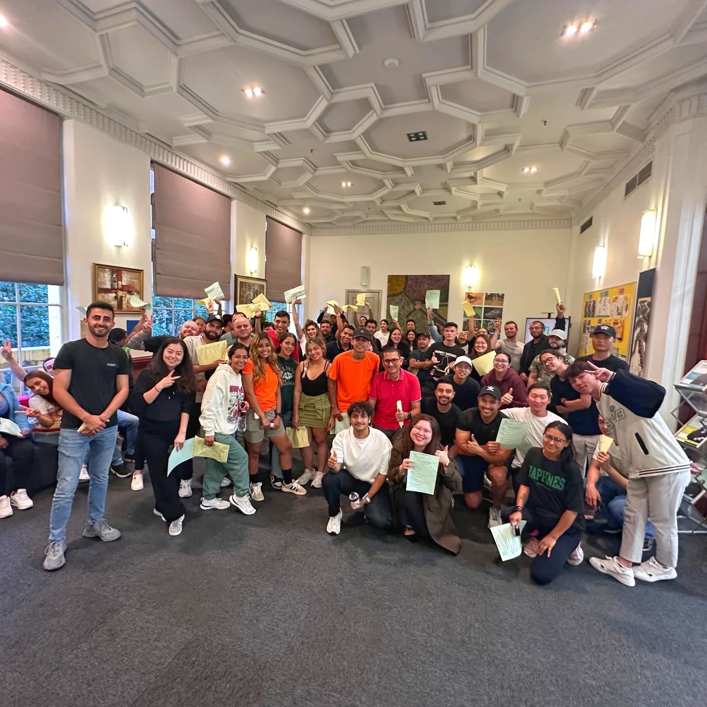 #ThrowbackThursday 📷✨
Some lovely moments from our evening "Aussie Mingle" event a couple of weeks ago! ☺️💬
#AussieMingle #Friend #Mixer #CampuseEvent #MonthlyEvent #EnglishLearning #StudyAbroad #Melbourne #Australia #UniversalEnglish #UniversalLearningGroup