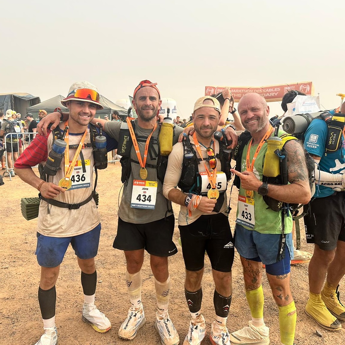 We at 4PerformanceUK are delighted to announce our new partnership with @thealtitudecentre 🤝
In our continued drive to offer the best support to our clients, this partnership ticks all the boxes ✅
Our athletes now have access to a host of facilities including:
•Physiological testing 🩸
•Heat acclimation ☀️
•Altitude training 🏔️
Our athletes have already been experiencing the benefits of this partnership with @hixy81 (pictured above) utilising the heat chamber in the build up to his successful @mdslegendary attempt 🏆
Team: @jon_warren_tri @sunshine_nutrition_ @aspiresportpsych_pt @kp_trail_adventures @markbillyard
Partners: @youngagain_cycles @otesportsgb @nrgchains @rideparcours @zone3official @revolverwheels_aeroworks @bikeboxalan @completephysio @nopinz @thealtitutecentre