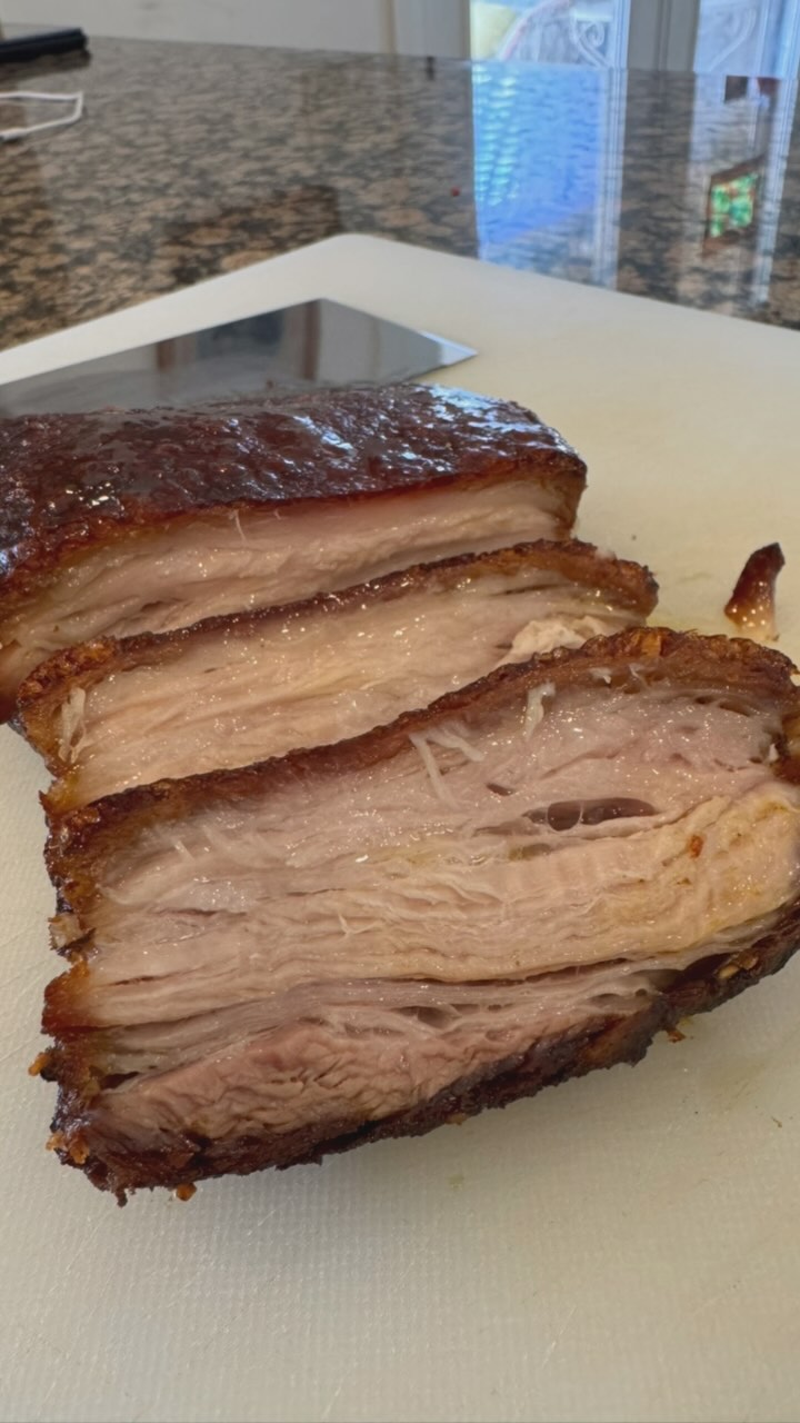 Crispy Pork Belly ✅
R&D crispy pork belly. This portion of belly was Sous vide for 15 hours and air dried for 3 days before cooking. A Black Garlic BBQ rub was used prior to Sous vide.
Overall this method has produced the best flavor and crispness. Still a work in progress.
#bbq #bbqporn #food #tastyfood #yummy #pork #porkbelly #crispy #asmr #foodasmr #foodie