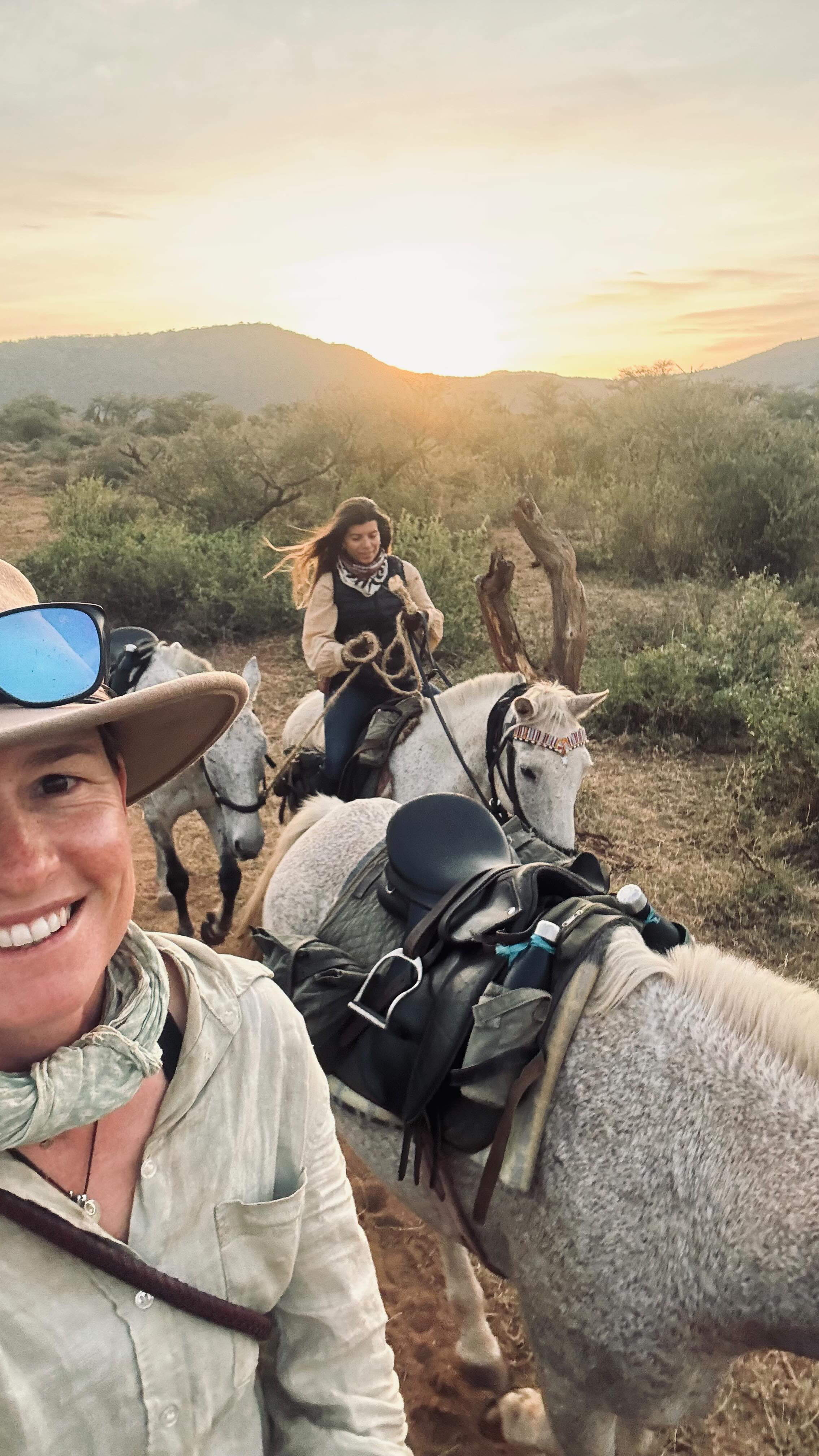 Day 6: Wild Ride ~ Homeward Bound
Pre dawn rise to feed the horses so we could leave at dawn….almost succeeded until @chyulu lost her GPS in a bush. It was successfully found and our train of camels and horses marched off.
The morning air was suprisingly really cold until about 9am or later with a light cloud cover. Probably a good thing for the final push. Tired people and horses!!
A beautiful ride up and down hills; with me getting my rope in a tangle and nearly having my first whoopsie. Lucky my horse doesn’t mind a Mouse hanging from his neck 😂
The horses knew they were almost home and picked their way through some crazy rocks paths, strode through the Ewaso River where a crock apparently was chilling near by. 🐊
We lost two horse shoes somewhere on that section. Rearranged horses and equipment to save them from going lame on the home straight.
The last hill up from the valley beneath @olmalo felt huge (for me) god knows how the horses felt! But we arrived just shy of 1pm which was amazing! Almost 5 hours from last camp but we thought could have been a few more! 🙄
Staggered off, stripped and water down our steeds and let them rolllllll away all their itches and scratches. Followed by a feed.
We came home with minimal injuries and dramas just memories to last a beautiful time.
Forever grateful for these opportunities that come my way to work and play but to share this with my incredible friend Chyu, this will forever rest in my heart. ❤️
Next adventure brewing…! Watch this space
#TWR
#Chyuluandmouse #olmalo #thewildreset #mouseinthewild #meandmouse #moveshiftfeel #kidogoyokitchen #ridewild #wildride #horsebacksafari #horsesafari #thisiskenya Kenya Safari #olmalonomad #yogasafari #yogachef #safarichef 🐎🇰🇪