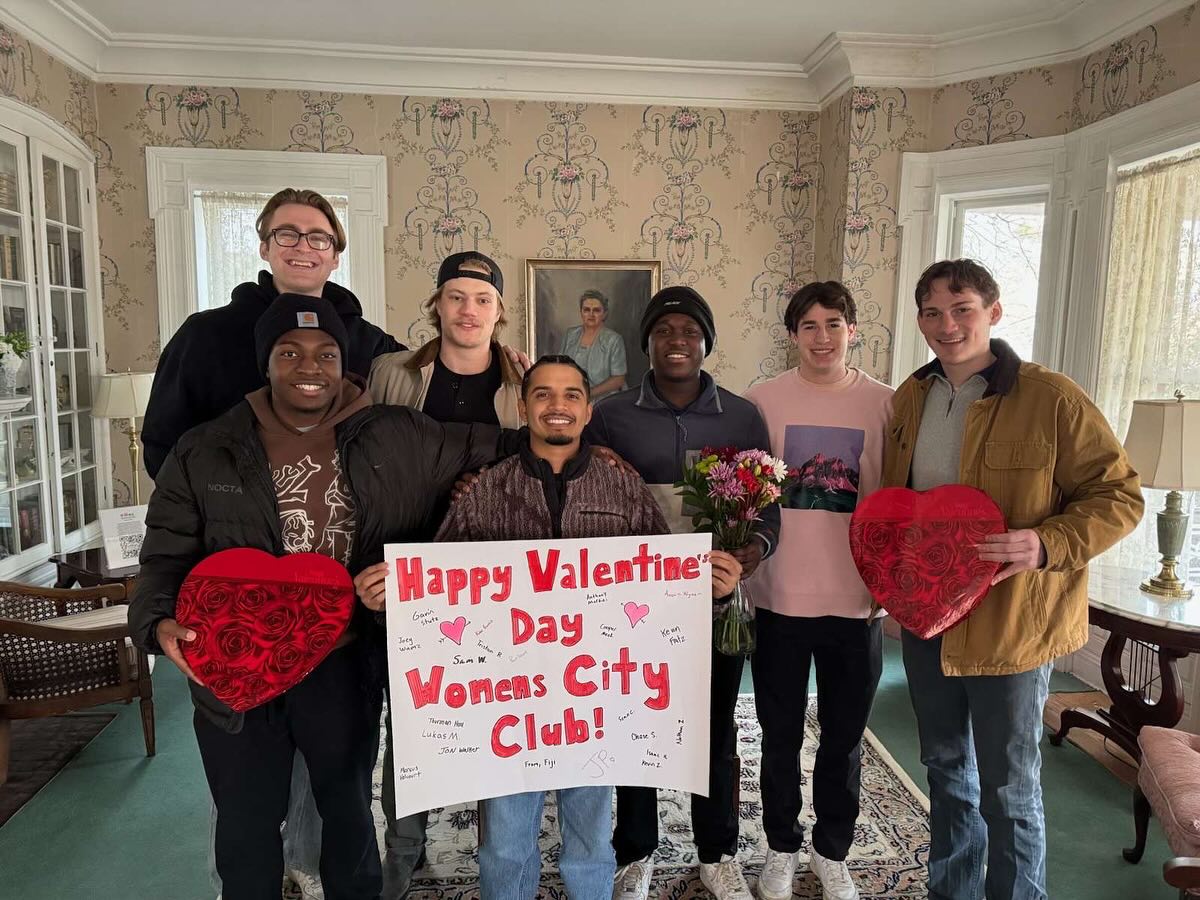 Happy Valentine’s Day from FIJI! We gave cookies to the Delaware Women’s City Club, which used to be our old chapter house! We also gave cookies to our fellow sororities. Hope everyone had a good Valentine’s Day! ❤️