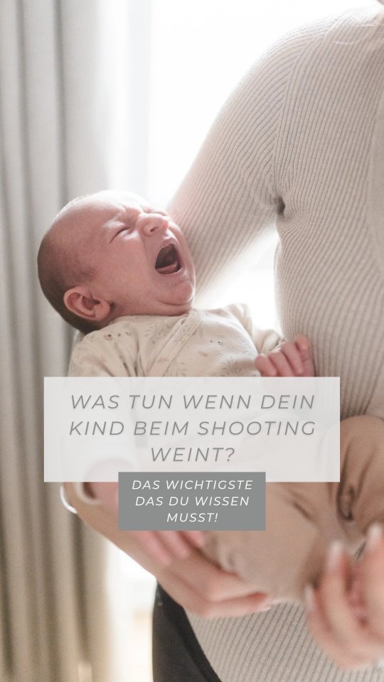 **Was tun, wenn dein Kind beim Shooting weint?**
Es ist völlig normal, dass Kinder während eines Fotoshootings weinen oder sich unwohl fühlen. Als Elternteil kann das schnell stressig werden, aber keine Sorge – du kannst trotzdem wunderbare Bilder erhalten! Der Schlüssel liegt darin, Geduld und Ruhe zu bewahren. Hier sind einige Tipps, um dein Kind zu beruhigen und das Shooting weiterhin zu genießen:
1. **Lass dir Zeit:** Kinder brauchen oft mehr Zeit, um sich an die Situation zu gewöhnen. Setze keine Eile und erlaube deinem Kind, sich zu entspannen.
2. **Mach eine Pause:** Wenn der Tränenfluss zu viel wird, nimm dir eine kurze Auszeit. Vielleicht braucht dein Kind einfach eine kleine Pause.
3. **Sei für dein Kind da:** Nimm dein Kind in die Arme, tröste es und sei für dein Kind da. Auch aus solchen Situationen kreiere ich emotionale & intime Fotos.
4. **Ablenkung durch Spiel:** Oft hilft es, das Kind mit einem Spiel oder einem Lieblingsspielzeug abzulenken, um seine Stimmung zu verbessern.
5. **Vertraue dem Fotografen:** Ein erfahrener Fotograf kennt die Tricks, um Kinder zu beruhigen und aus schwierigen Momenten das Beste herauszuholen.
Lass uns gemeinsam sicherstellen, dass dein Fotoshooting ein positives Erlebnis für euch alle wird! **Kontaktiere mich jetzt für eine entspannte Fotosession, in der dein Kind sich wohlfühlt und du wunderschöne Erinnerungen schaffen kannst.**
#familienfotografbern #newbornphotography #newbornhomestory