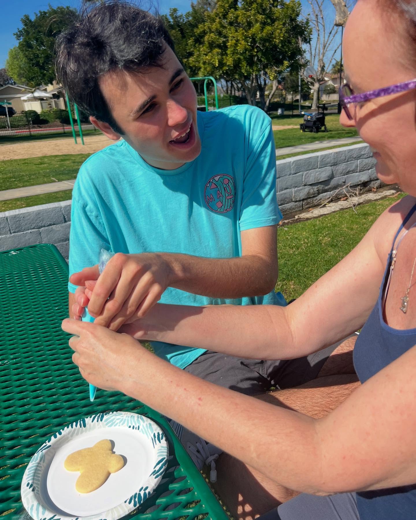 The sun came out for our social! Birdhouses, cookies, cooking, and good vibes today 😎