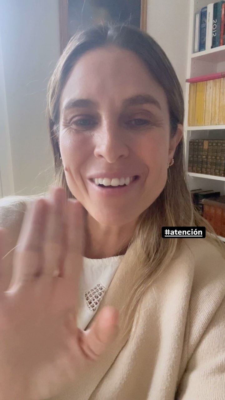 La indicación no es parar, la indicación es cambiar el movimiento de la mente, de pensar a prestar atención. Desarrollar la práctica de regresar a la experiencia presente nos permite vivir, gozar y disfrutar la experiencia que se desenvuelve y al mismo tiempo descansar #mindfulness #meditacion #psicoterapiagestalt