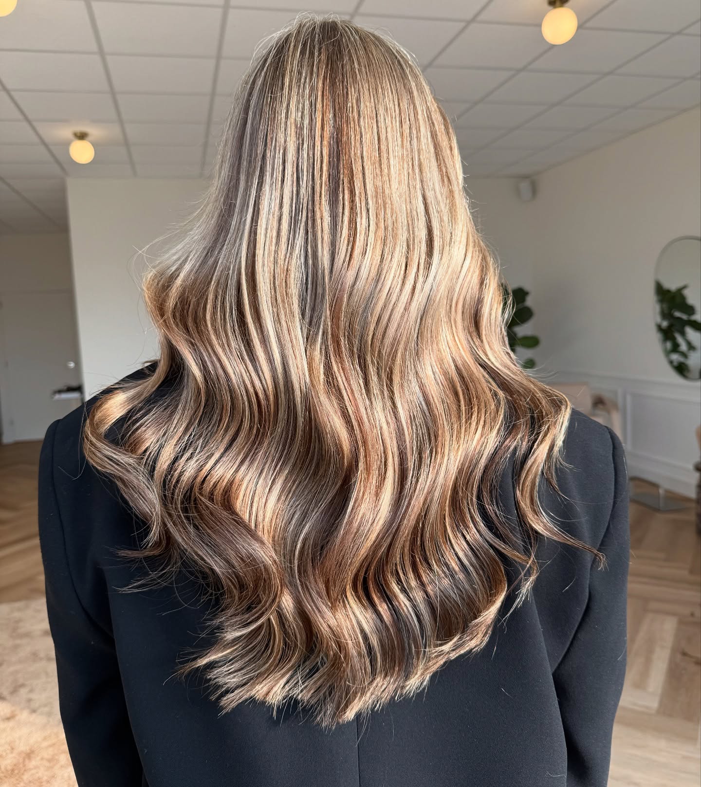 4 GENIUS WEAVES🤍💞
@samdejongg_
#bgorgeous #newhair #longhair #weaves #happycustomer #prettyhair