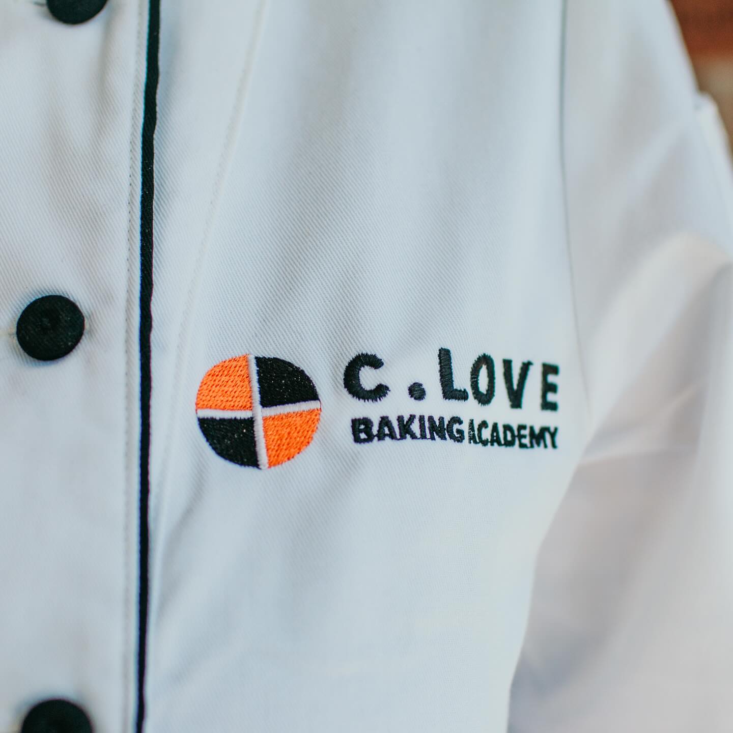 🎉 Just WOW! Classes have officially wrapped at Frontier in Hamtramck, Michigan, and we couldn’t be more proud of our incredible group of girls. Over the past months, they’ve poured their hearts into mastering recipes, refining techniques, and growing together as a team.
We’re endlessly grateful to our amazing instructors, Megan and Reem, for their hard work and dedication. Your guidance has been instrumental in making this journey so memorable for everyone involved.
💛 Stay tuned for graduation photos—we can’t wait to celebrate these talented students and their accomplishments! XO