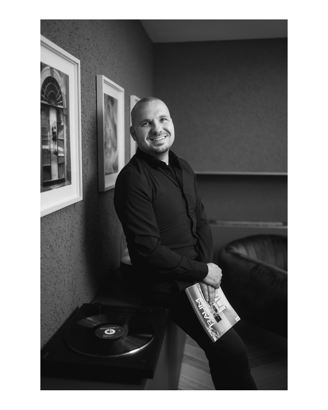 #portrait #blackandwhitephotography #bwphoto #grayscalephotography #hungarianphotographer #hungary #lovemyjob #instahun #tagsforlikes #sonyalpha #sonymagyarorszag #sonya7iv #mik #fotoklub #igershungary #instagood #follow #photooftheday #picoftheday