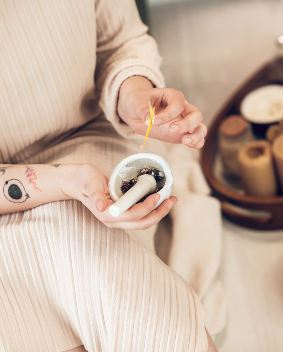 Postpartum Nutrition vs. Regular Nutrition: What’s the Difference? 🤱✨
Postpartum nutrition isn’t just about just eating healthy—it’s about healing your body from the inside out. After childbirth, your digestive system is more sensitive, your hormones are shifting, and your mental health is more vulnerable. That’s why your diet needs to focus on:
✔️ Easily digestible, nutrient-dense foods to support recovery
✔️ Hormone-balancing nutrients to stabilize mood & energy
✔️ Mental health-supporting foods to reduce anxiety & depression
Your body is in a deep state of reconstruction—fuel it with the right foods to heal, thrive, and feel your best postpartum! 💛
#PostpartumHealing #yycmoms #miamimoms #postpartumhealth #postpartumfood