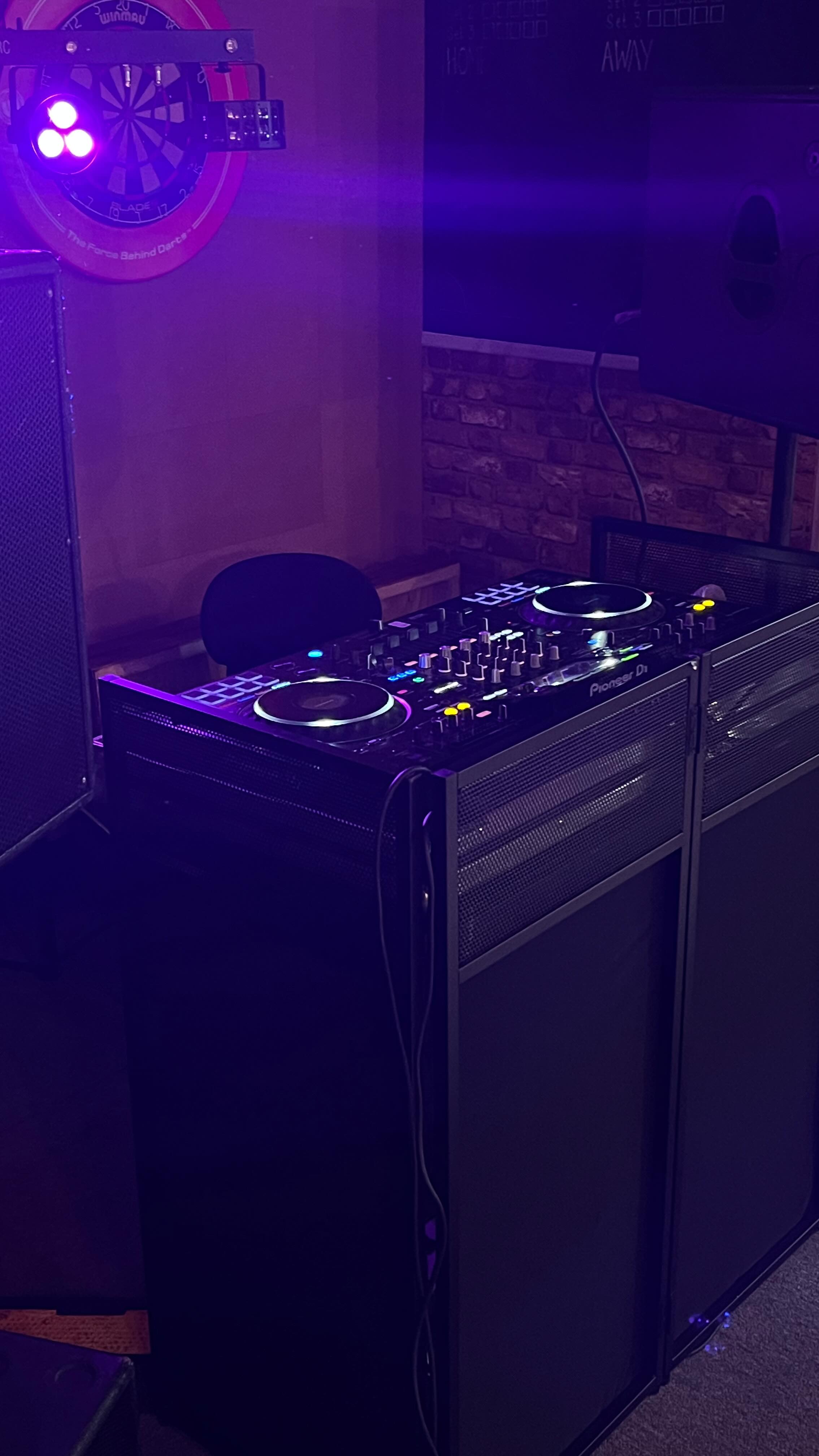 “🎧 Elevate your DJ game with our all-in-one package! 🚀 Includes 2 bass speakers, 2 tops, a DJ booth, and a gig bar lighting system. Plug in, play, and let the music take over! 🔊 Perfect for any event, big or small. Book now and take your set to the next level! 🎶🔥 #DJSetup #EventReady #PlugAndPlay #PartyVibes”