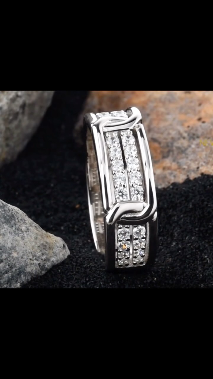 Our Moissanite rings capture the perfect balance of brilliance and elegance. Crafted for those who appreciate timeless beauty and superior quality.
💍 Shop now via the link in bio!
#MoissaniteJewels #LuxuryRings #BrilliantMoissanite #TimelessBeauty #EngagementGoals #RadiantRings #MoissaniteSparkle #ElegantDesign #LuxuryJewelry #RingGoals